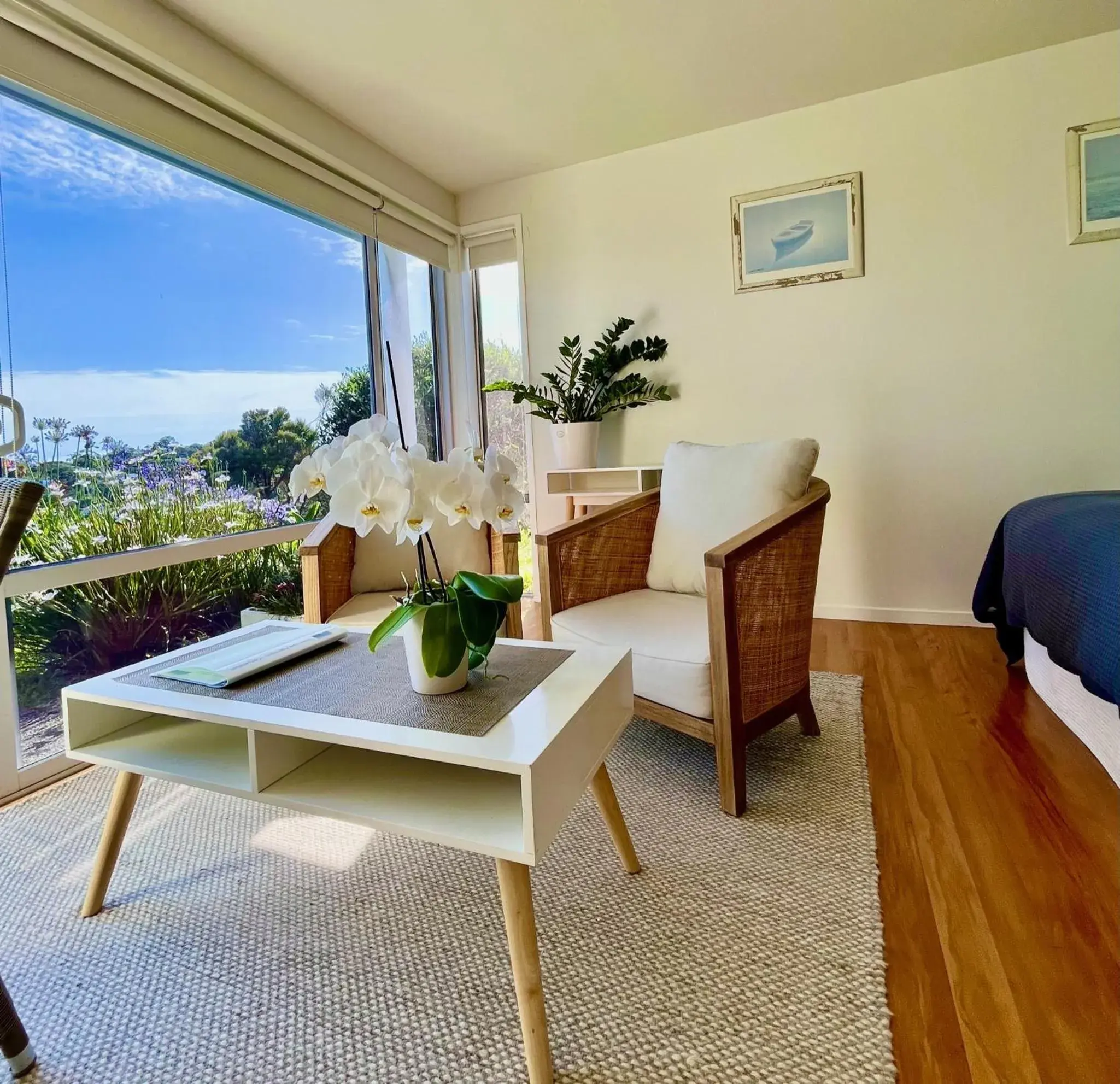 Studio Apartment with Sea View in Watermark Apartments Studio Apartment with Sea View in Watermark Apartments