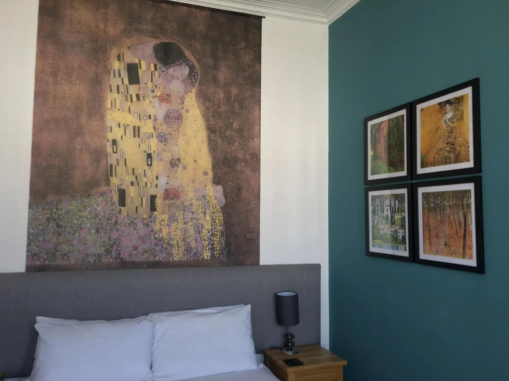 Decorative detail in Da Vinci Eastbourne