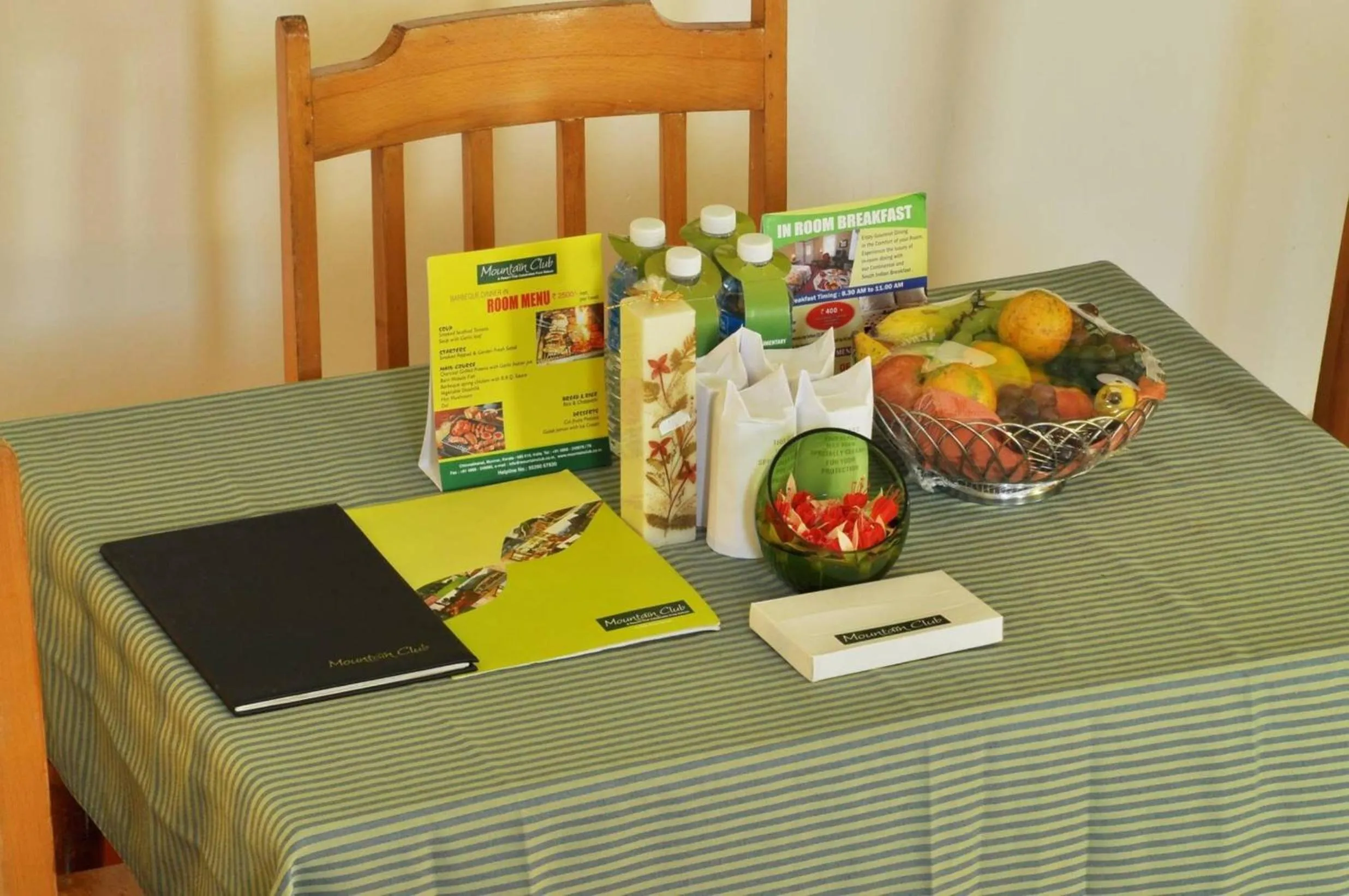 Food and drinks in Mountain Club Resort Munnar