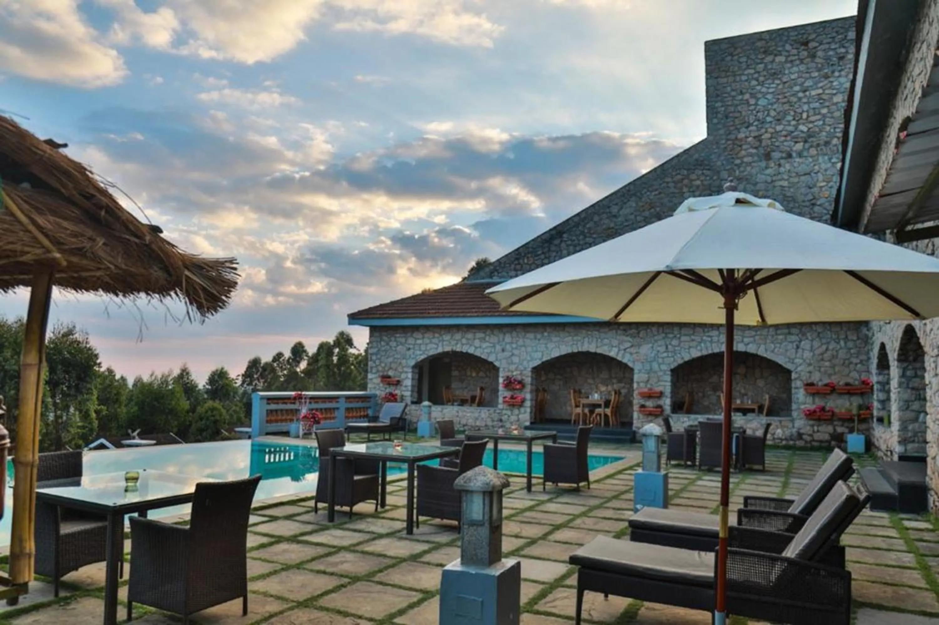 Swimming pool in Mountain Club Resort Munnar