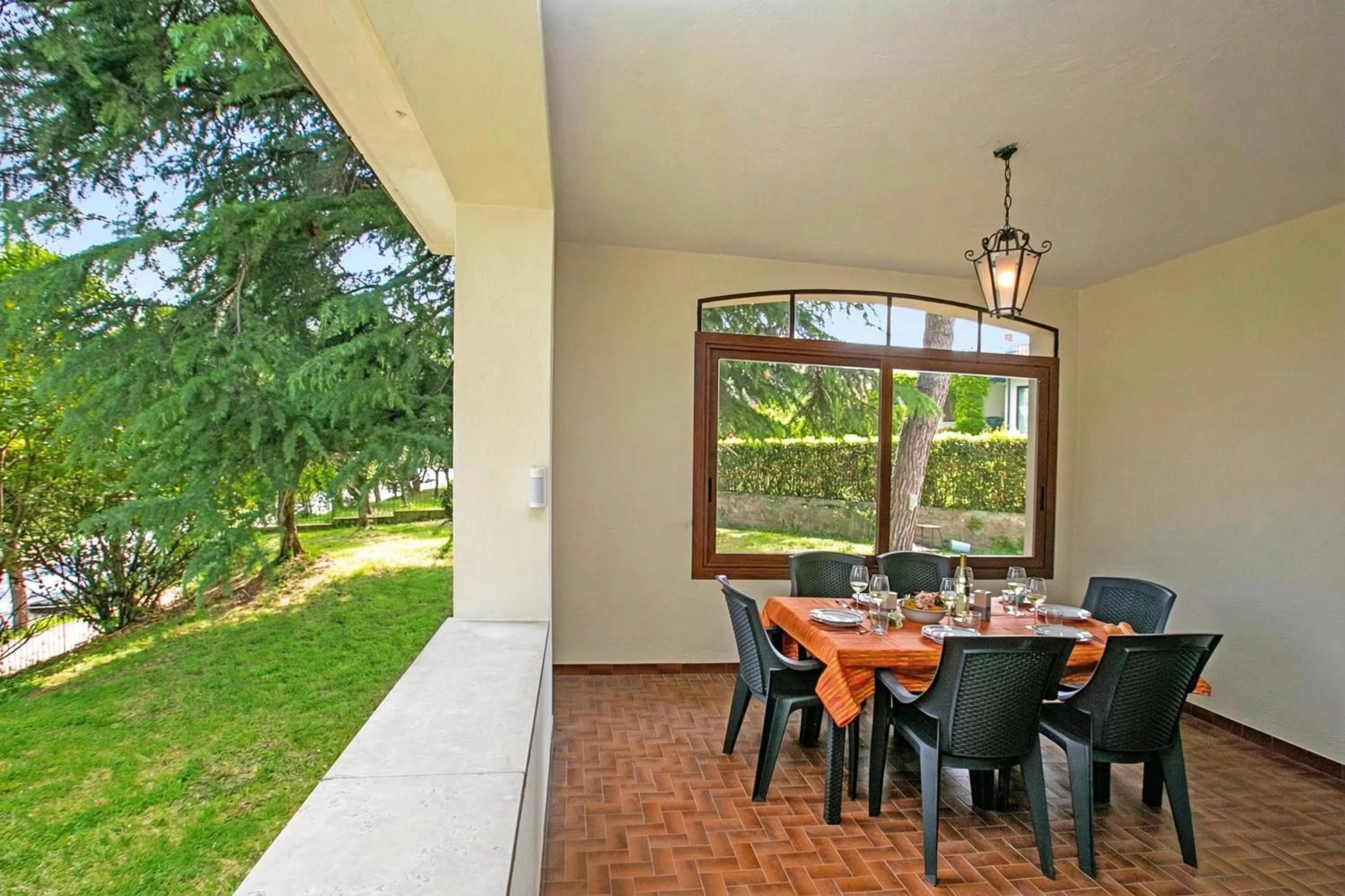 Dining area in Villa Alberti Appartamento Bruna - Happy Rentals