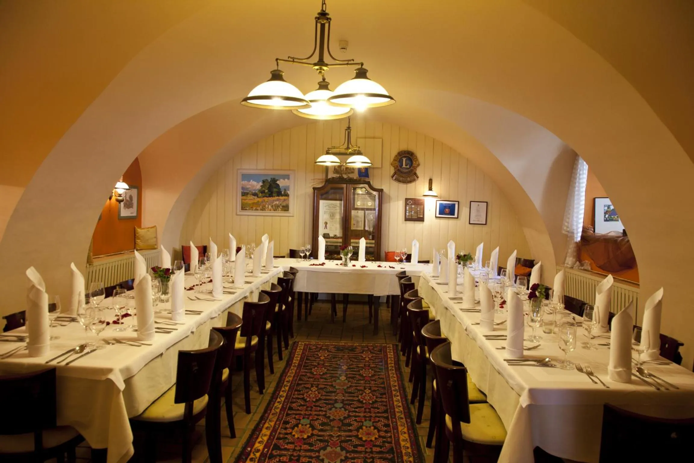Restaurant/places to eat in Gasthof zum Goldenen Anker