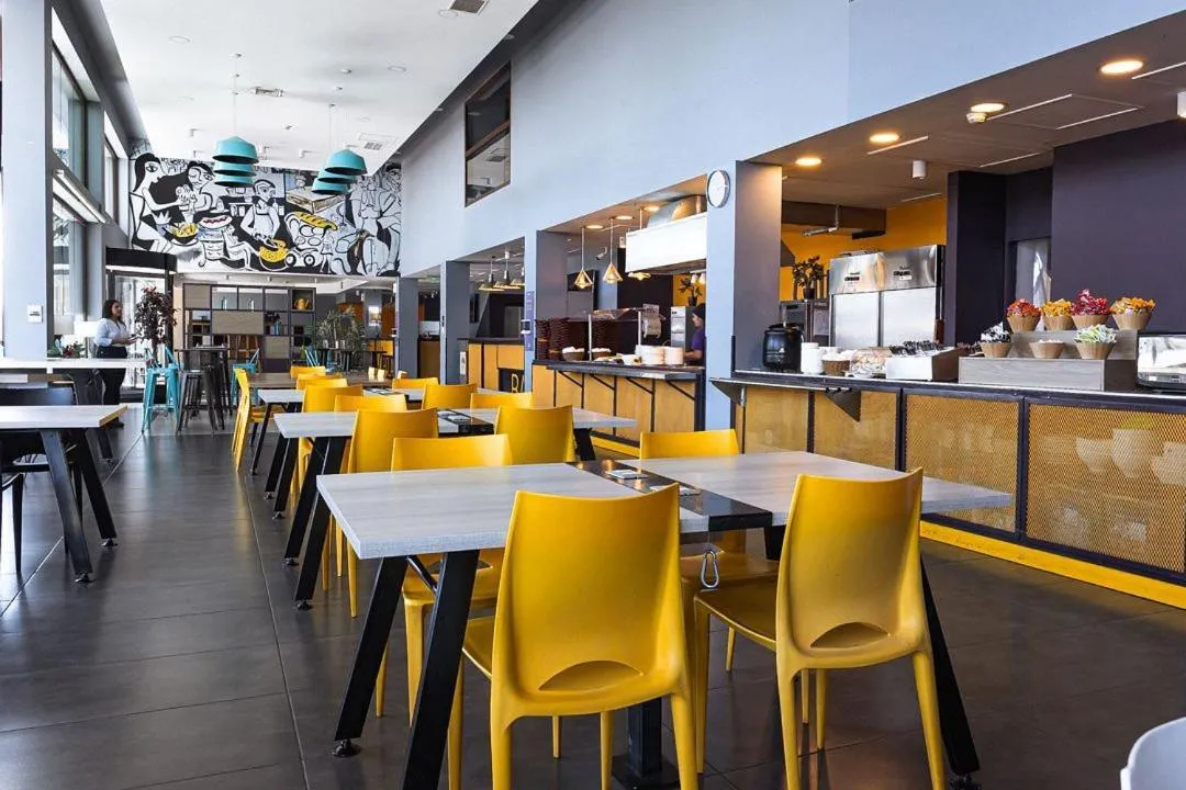 Lounge or bar in Hotel Modular Express Calama