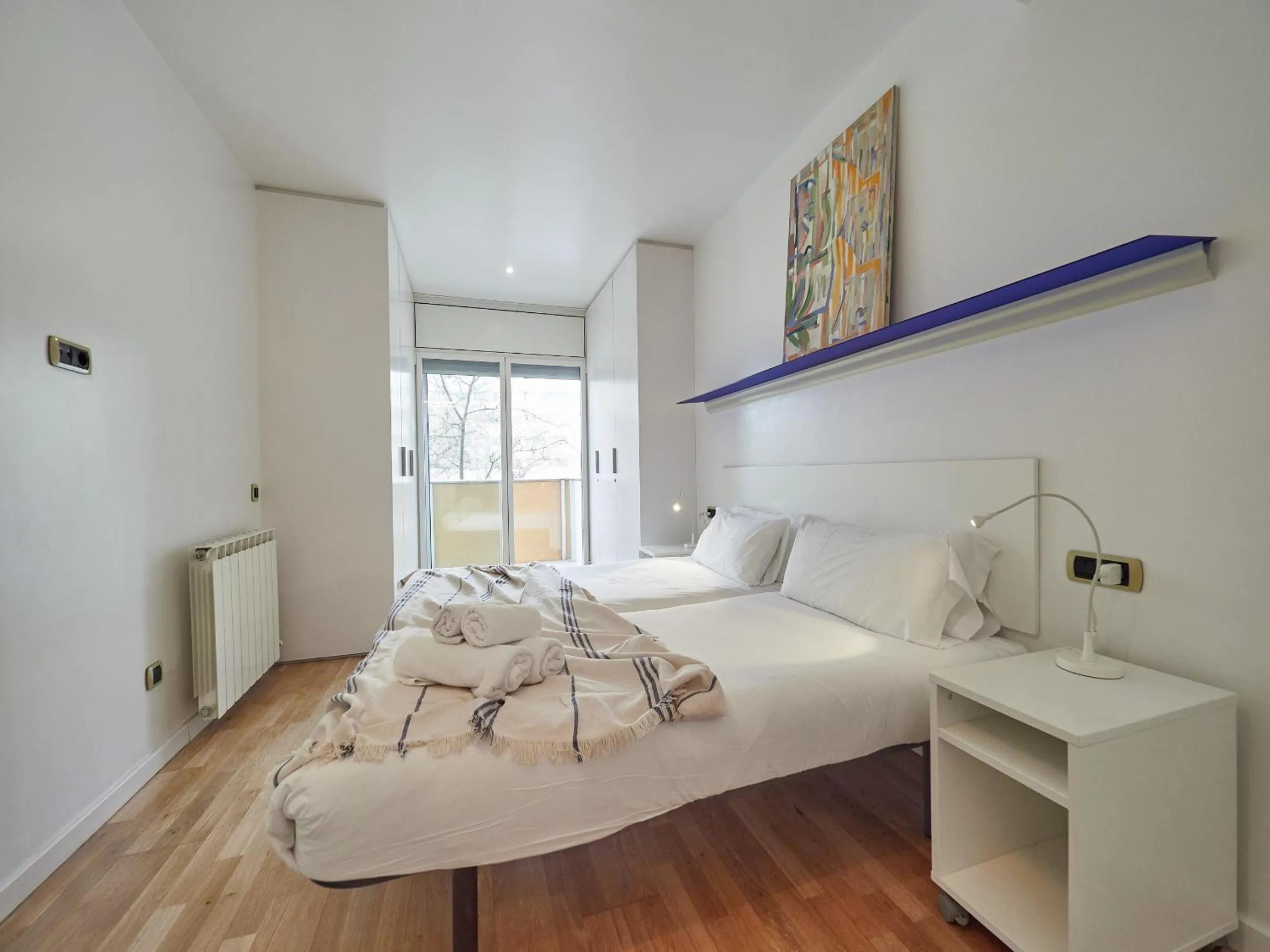 Bed in BarcelonaForRent Vila Olimpica Pool Suites