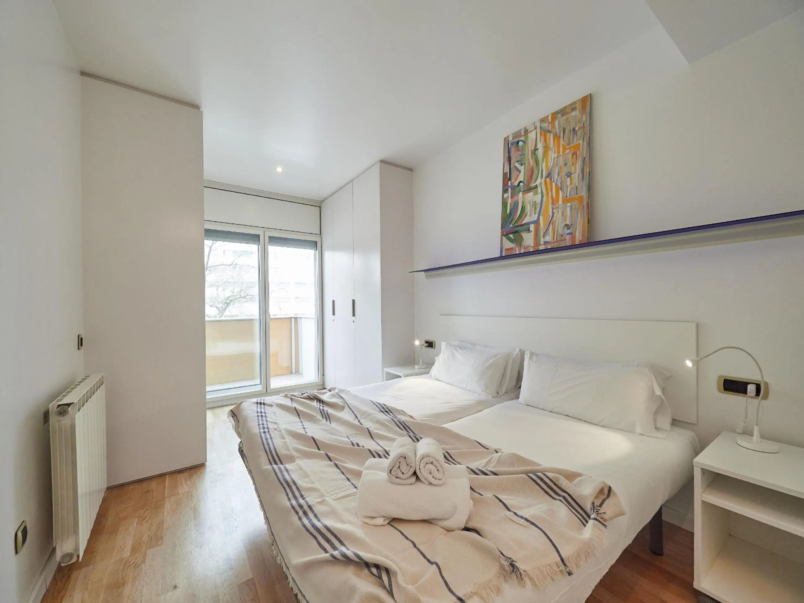 Bed in BarcelonaForRent Vila Olimpica Pool Suites