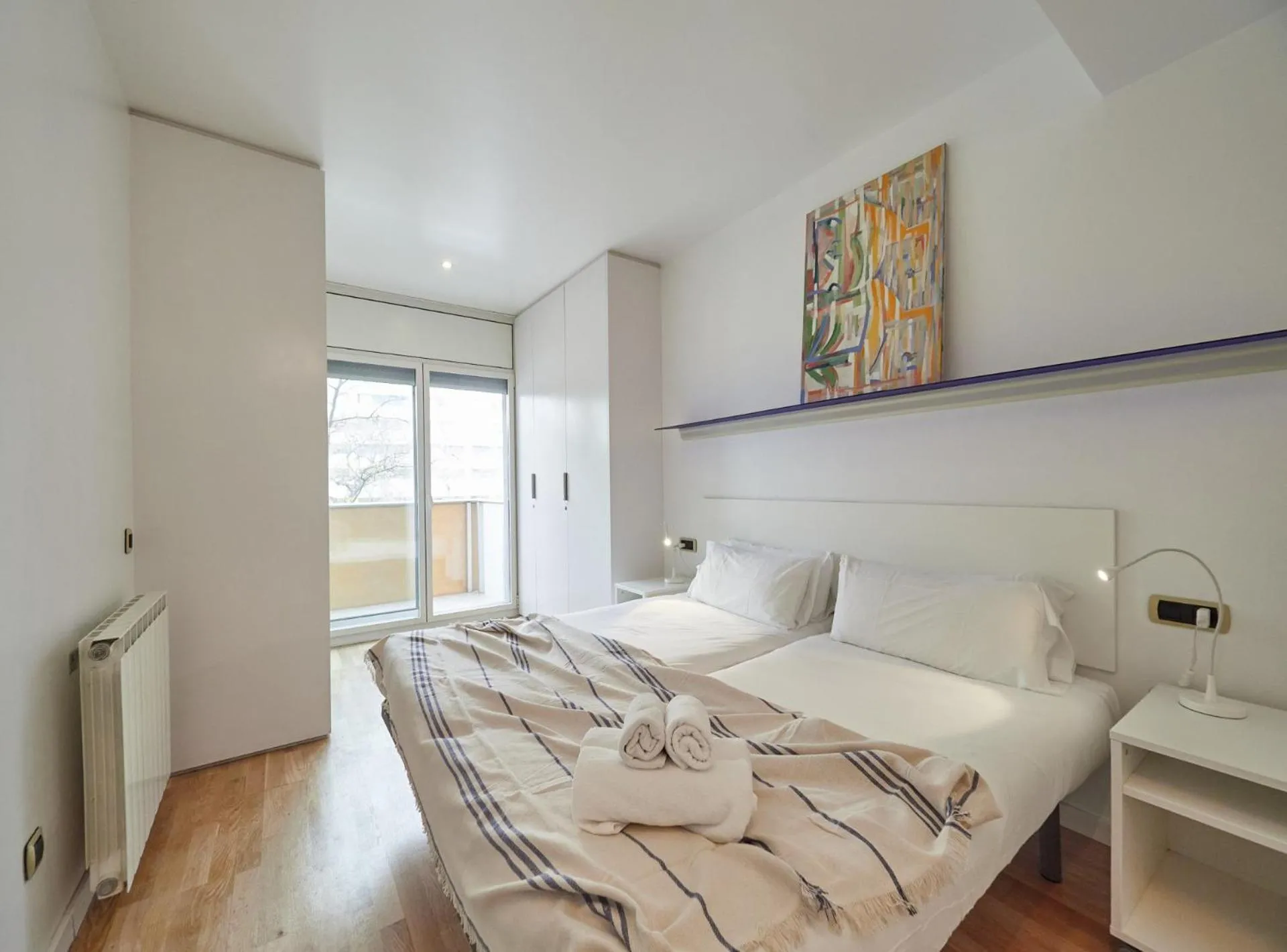 Bed in BarcelonaForRent Vila Olimpica Pool Suites