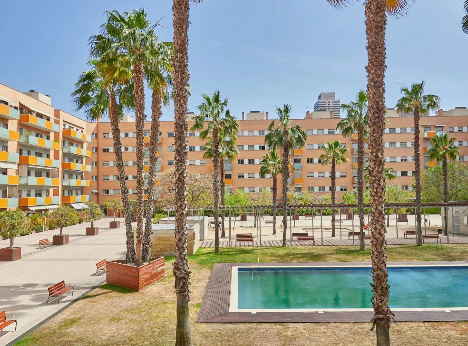 Day in BarcelonaForRent Vila Olimpica Pool Suites