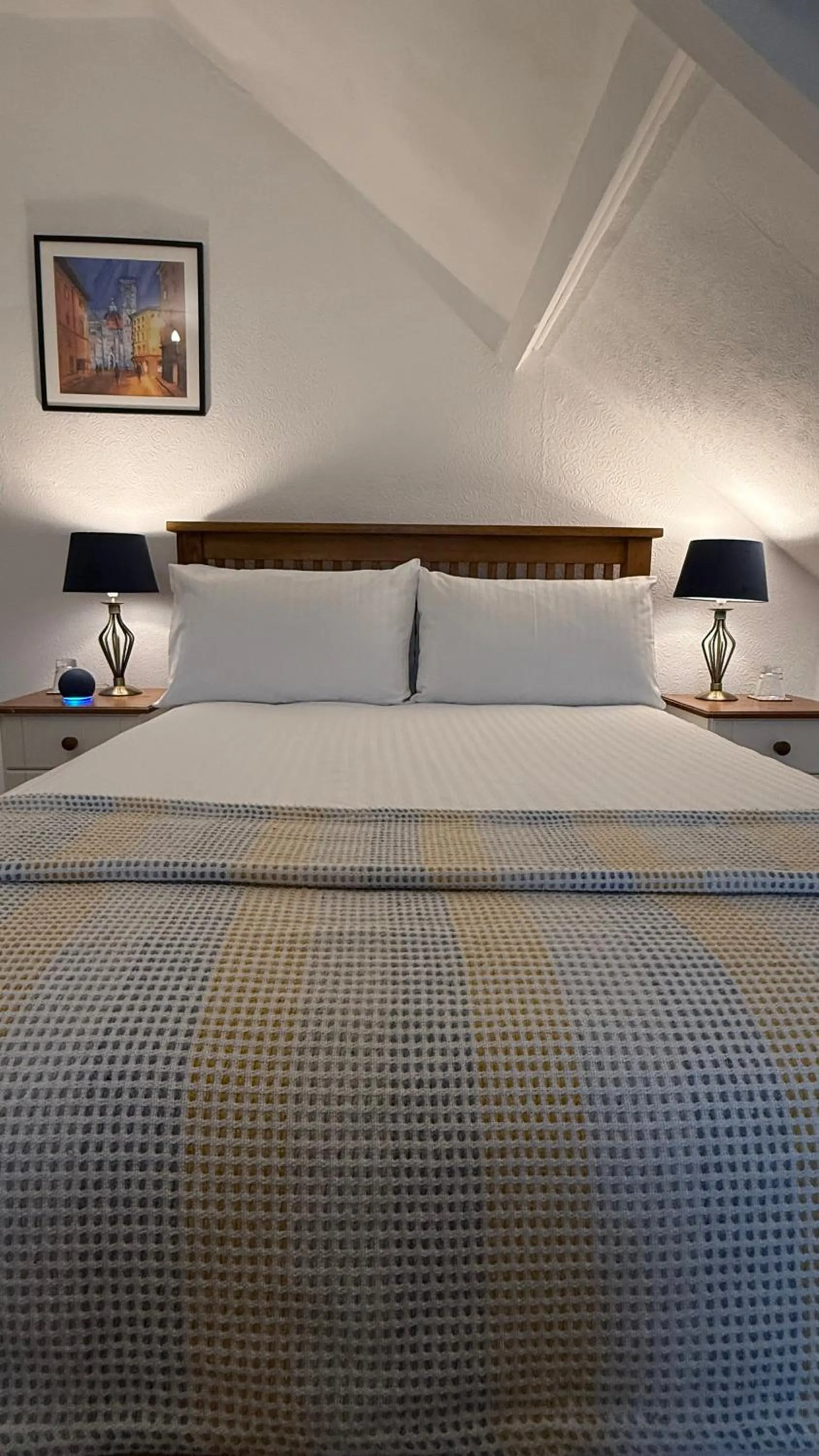 Bedroom, Bed in Watermead House