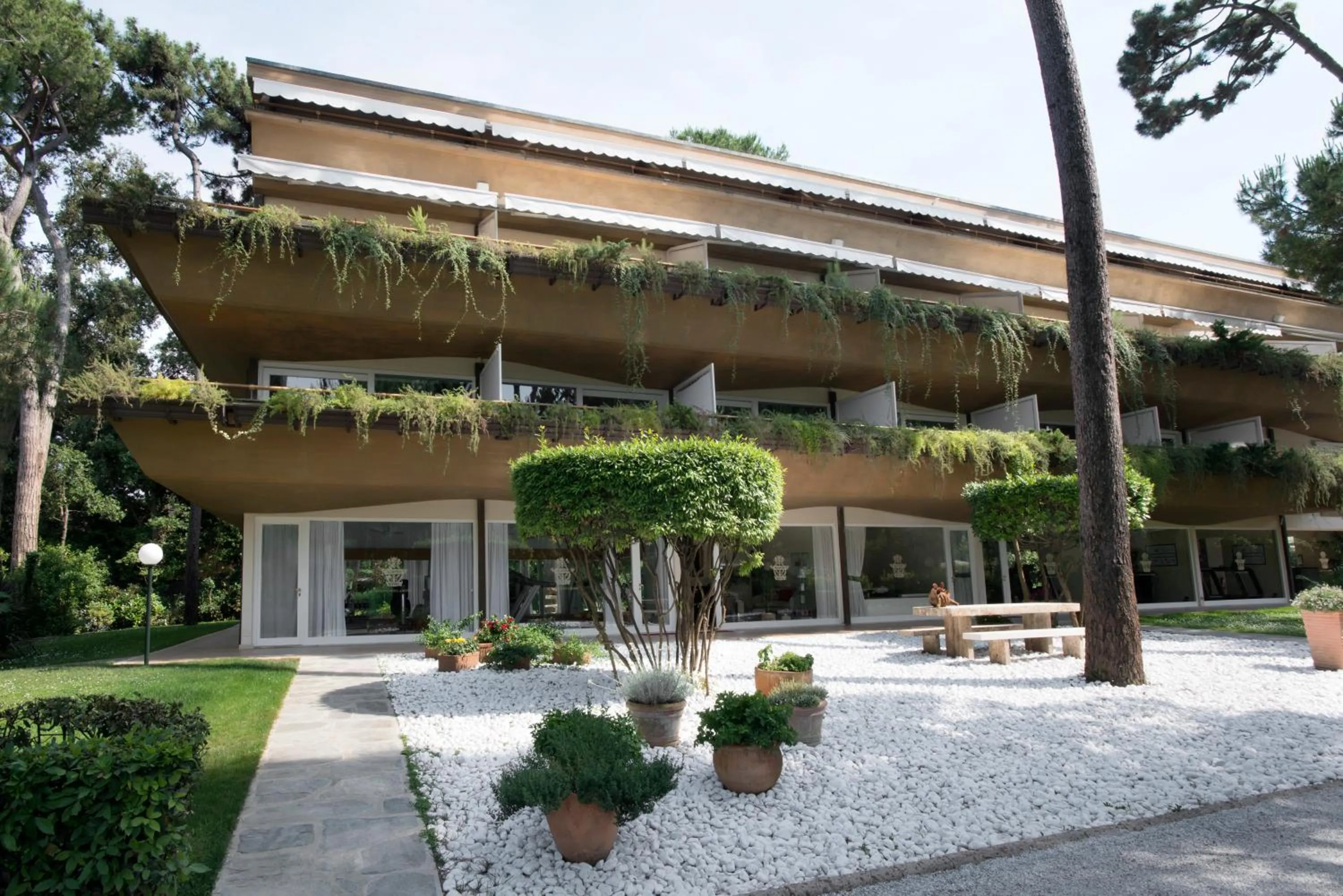 Property building in Augustus Hotel & Resort