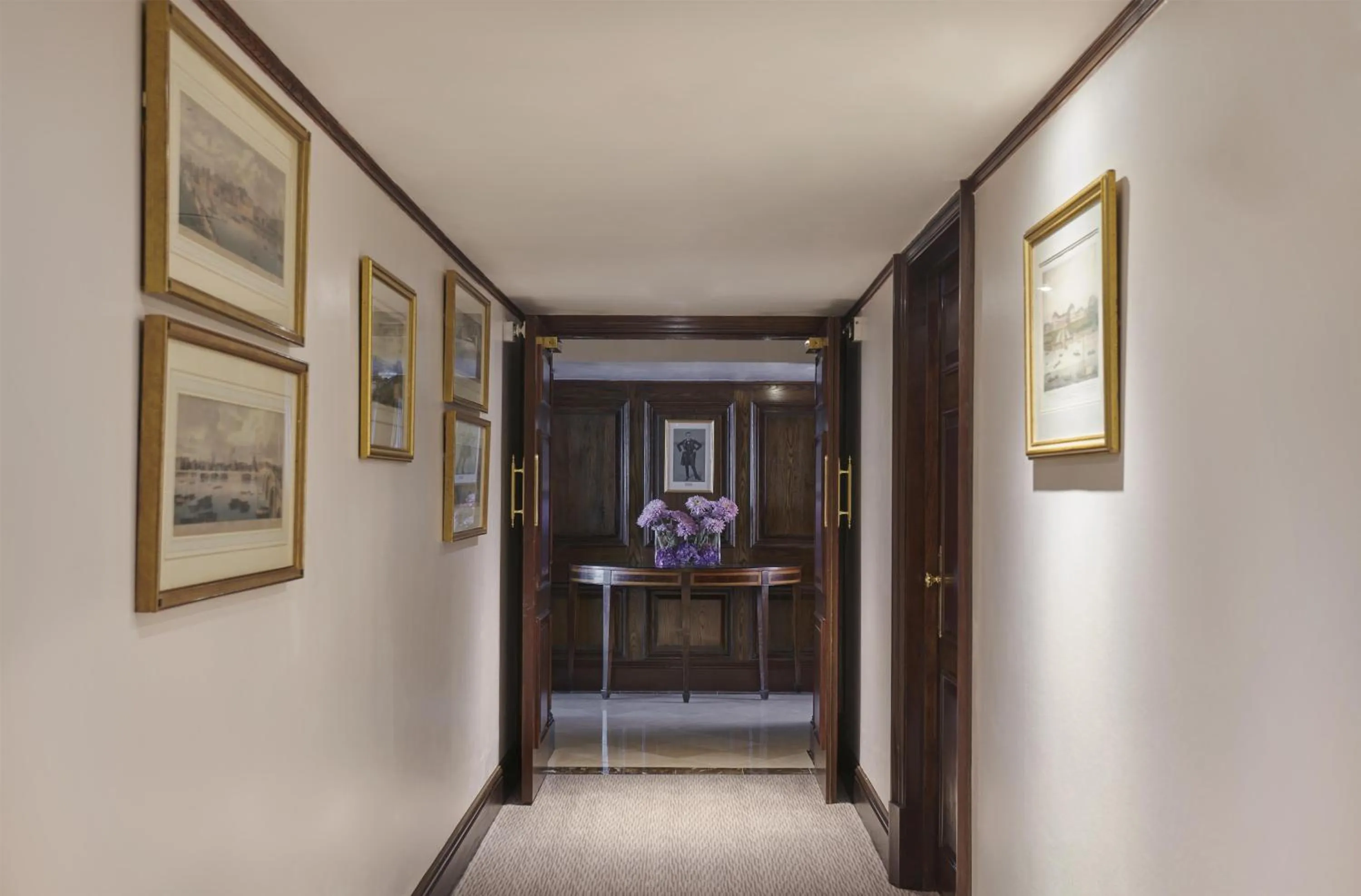 Photo of the whole room in Hyatt Regency London - The Churchill