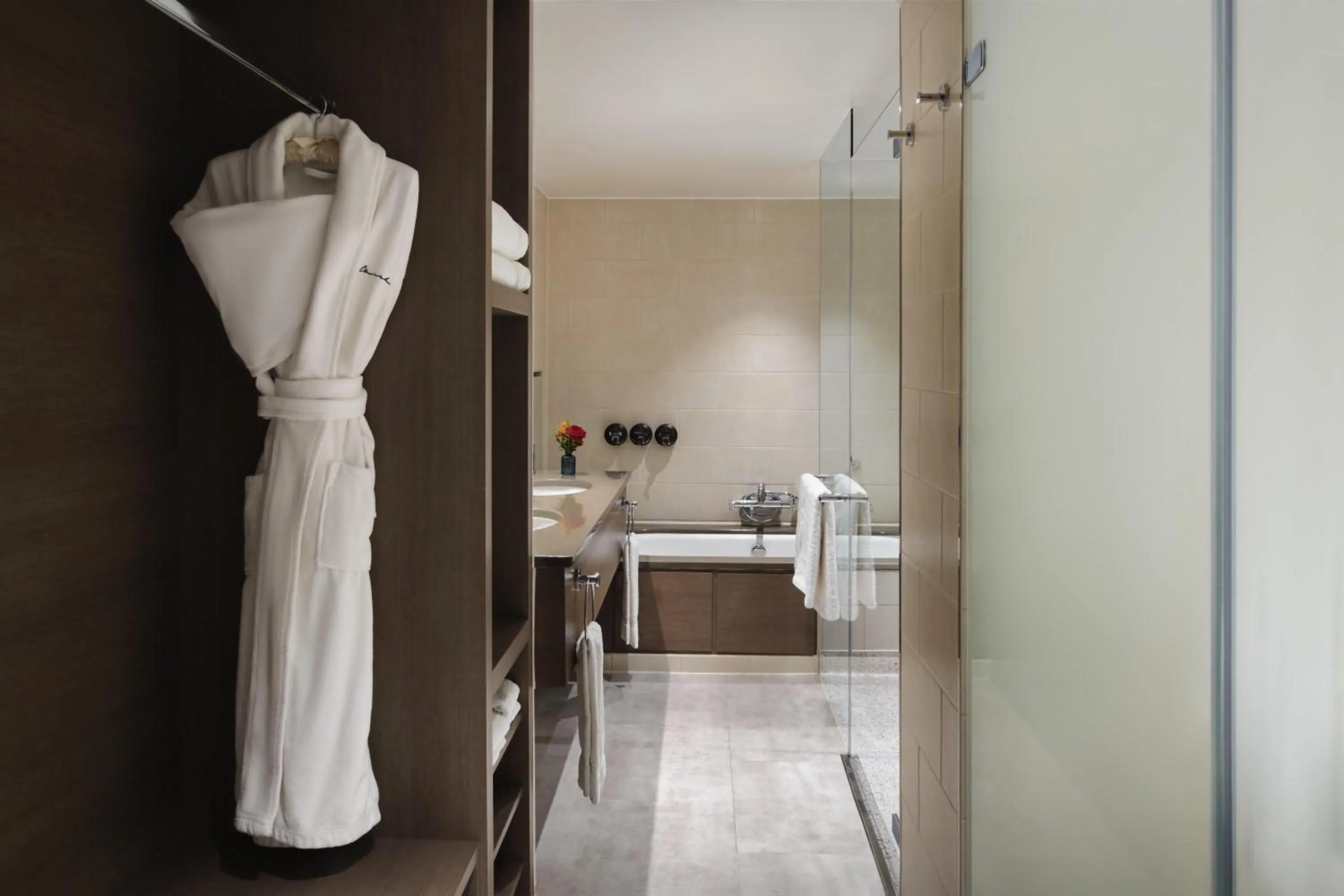 Bathroom in Hyatt Regency London - The Churchill