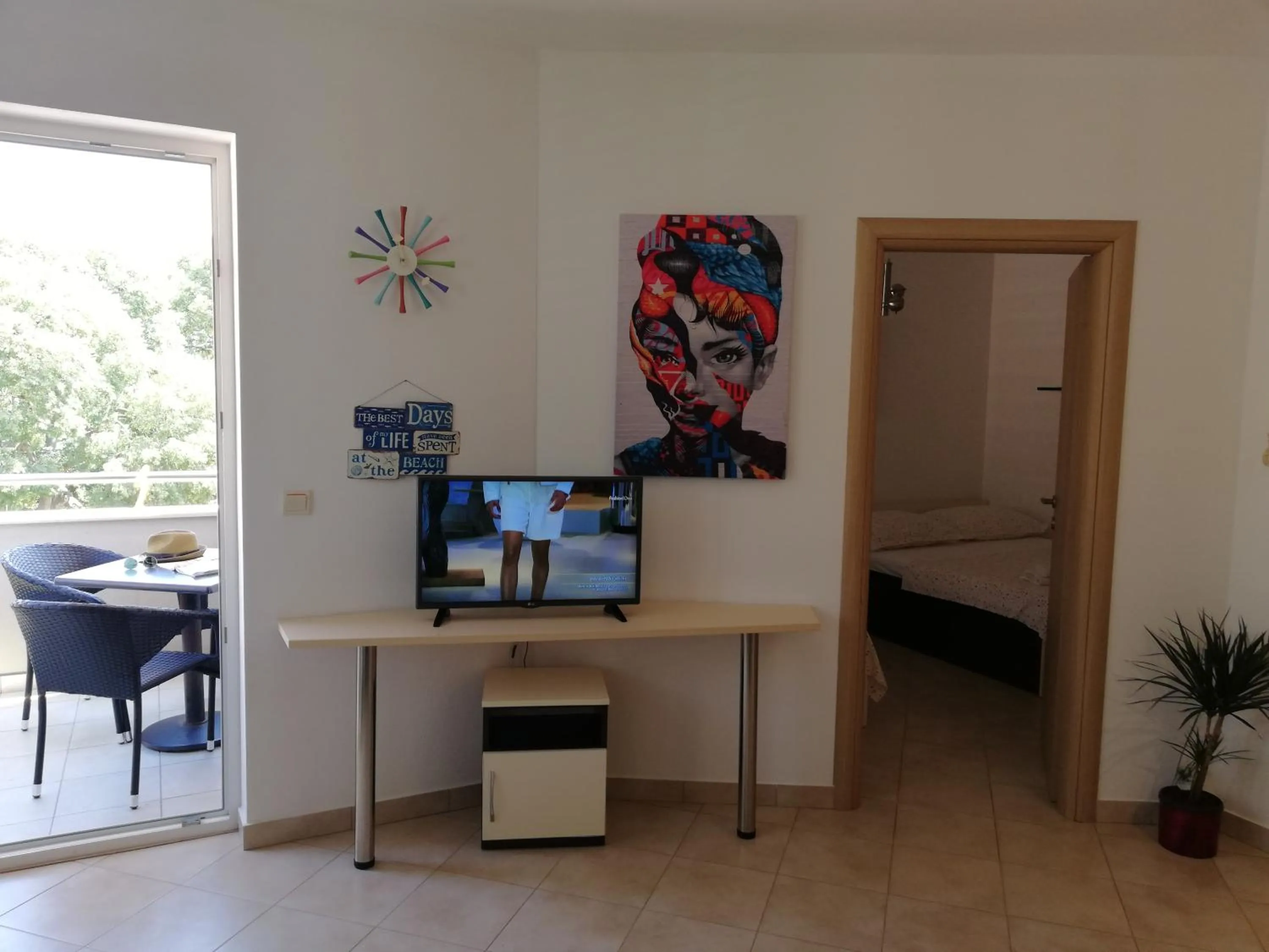 TV and multimedia in Dubrovnik Summer Apartments