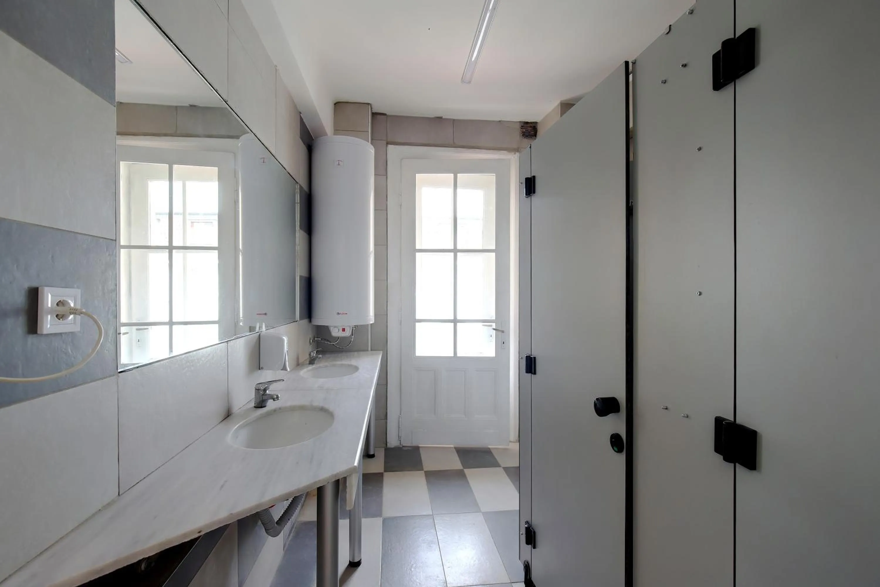 Bathroom in Hostel Musala