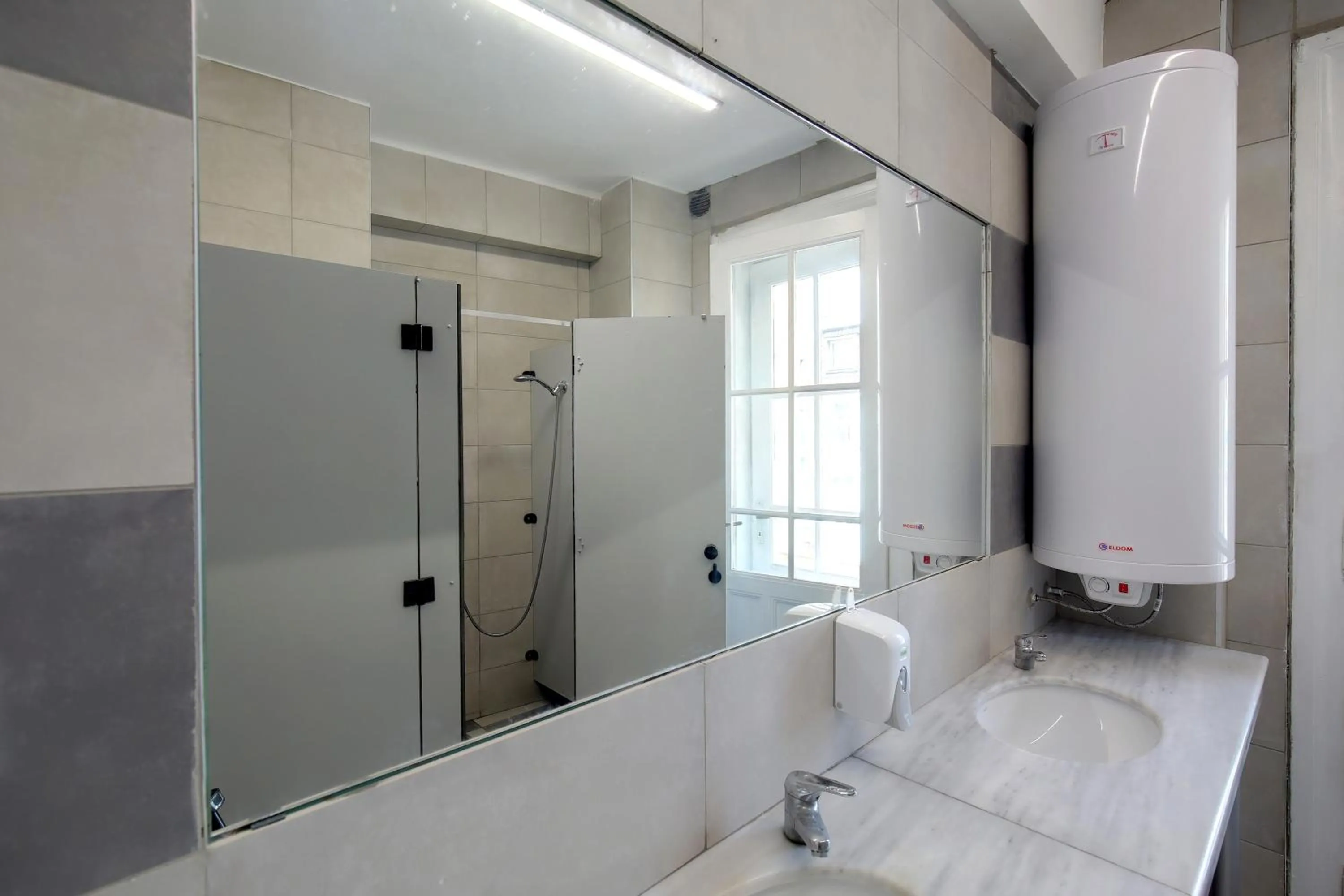 Shower in Hostel Musala