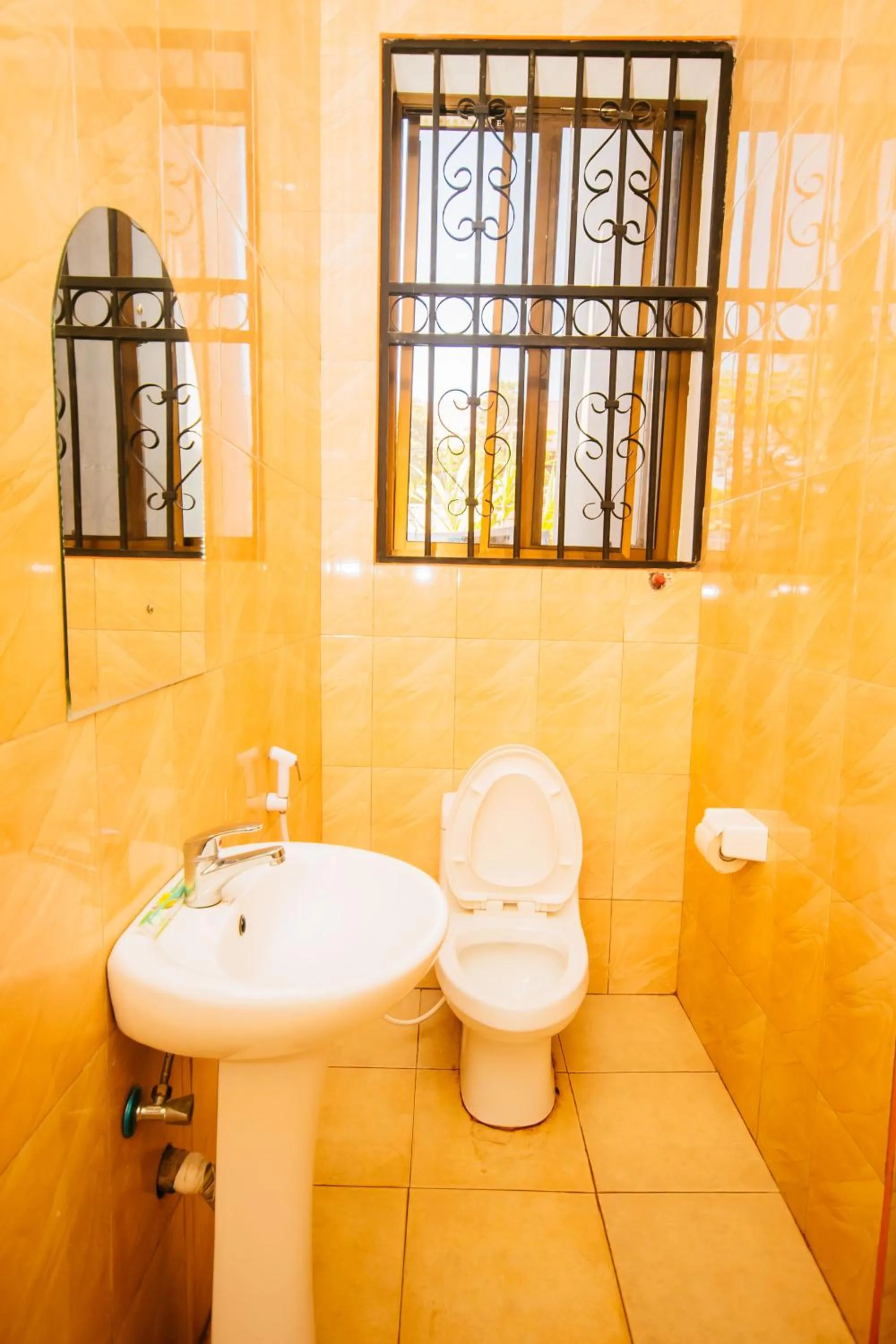 Toilet in Jaden Hotel & Lounge - Arusha