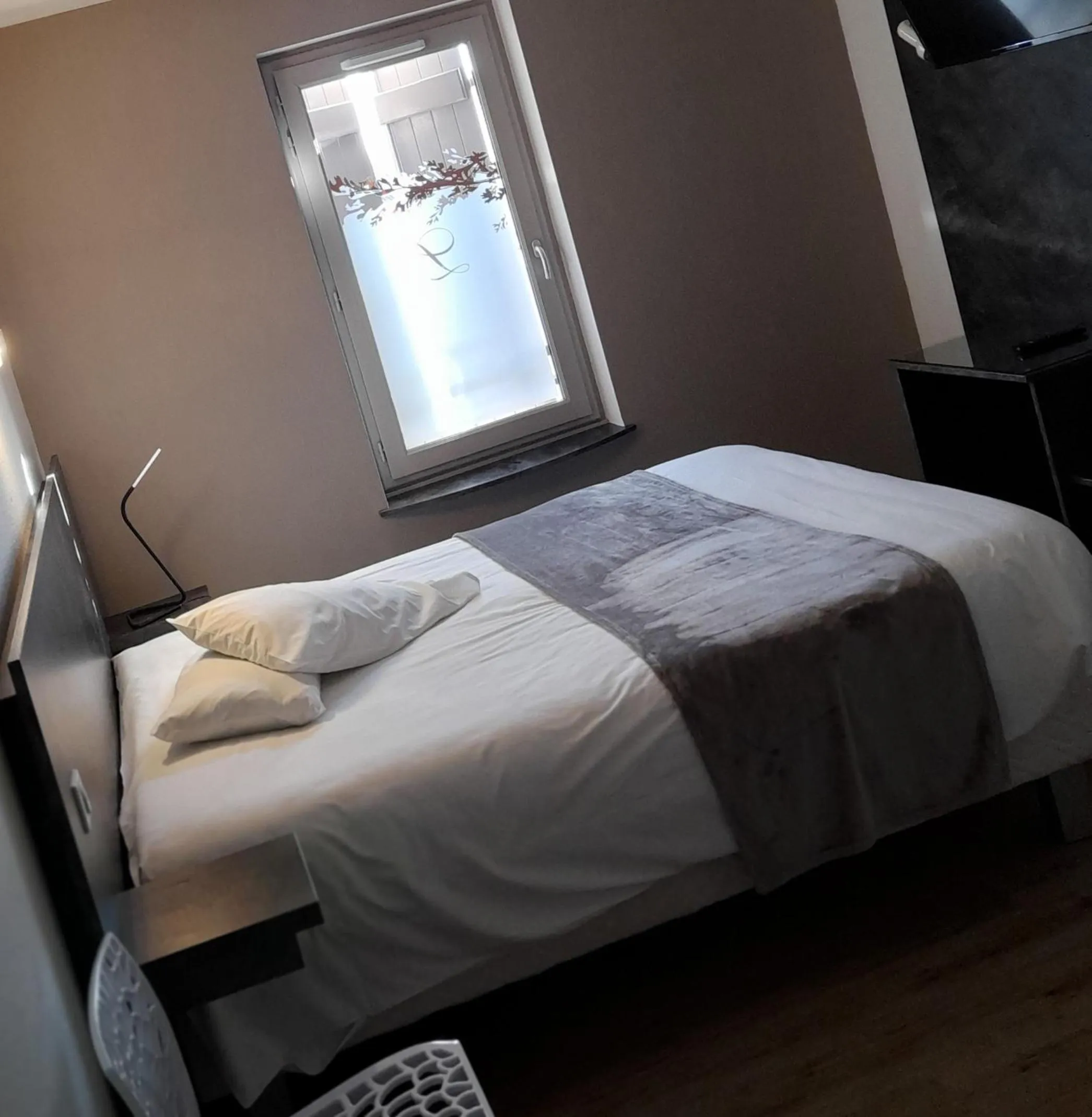 Bedroom, Bed in le tout va bien