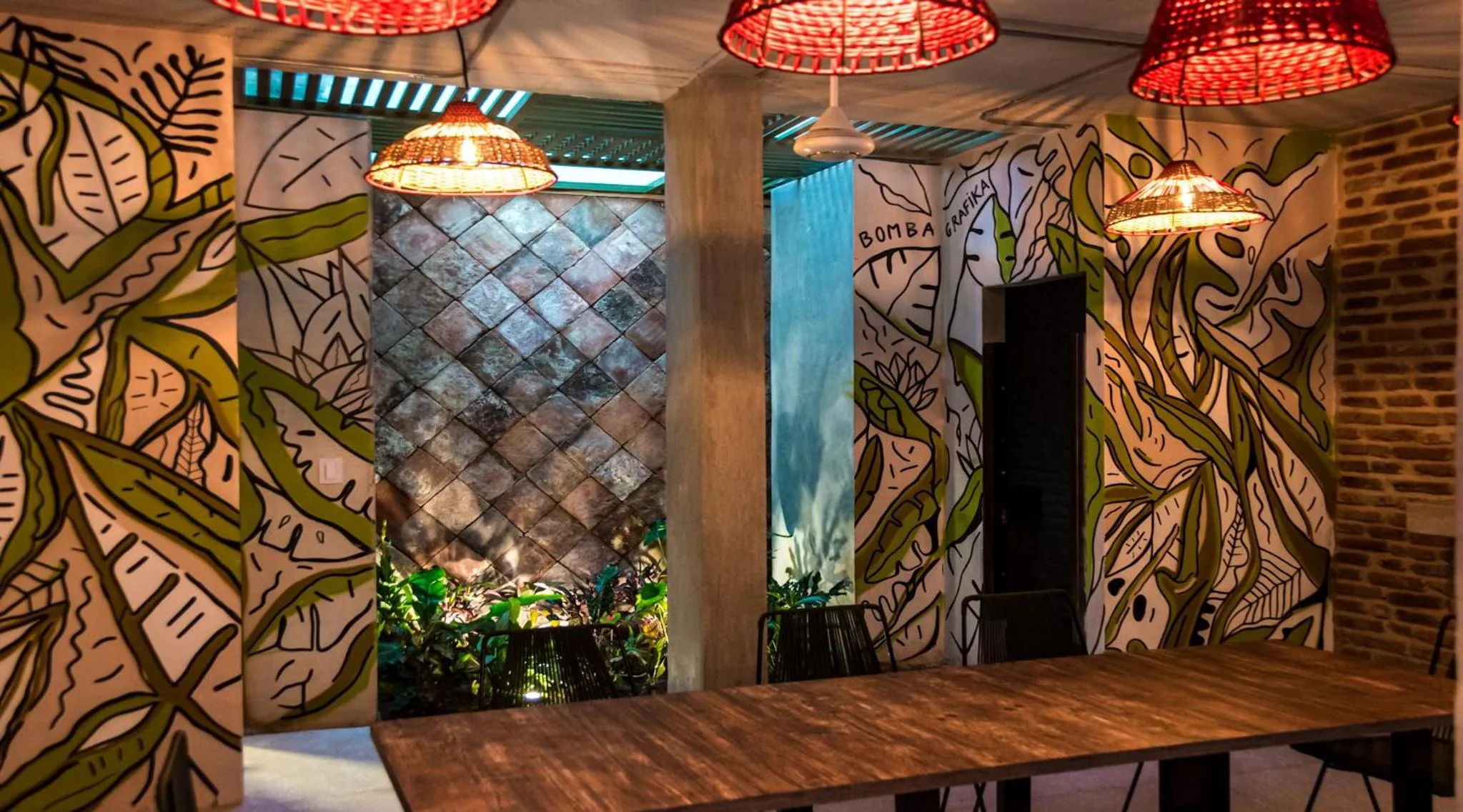 Communal lounge/ TV room in Oasis Fresh Hotel