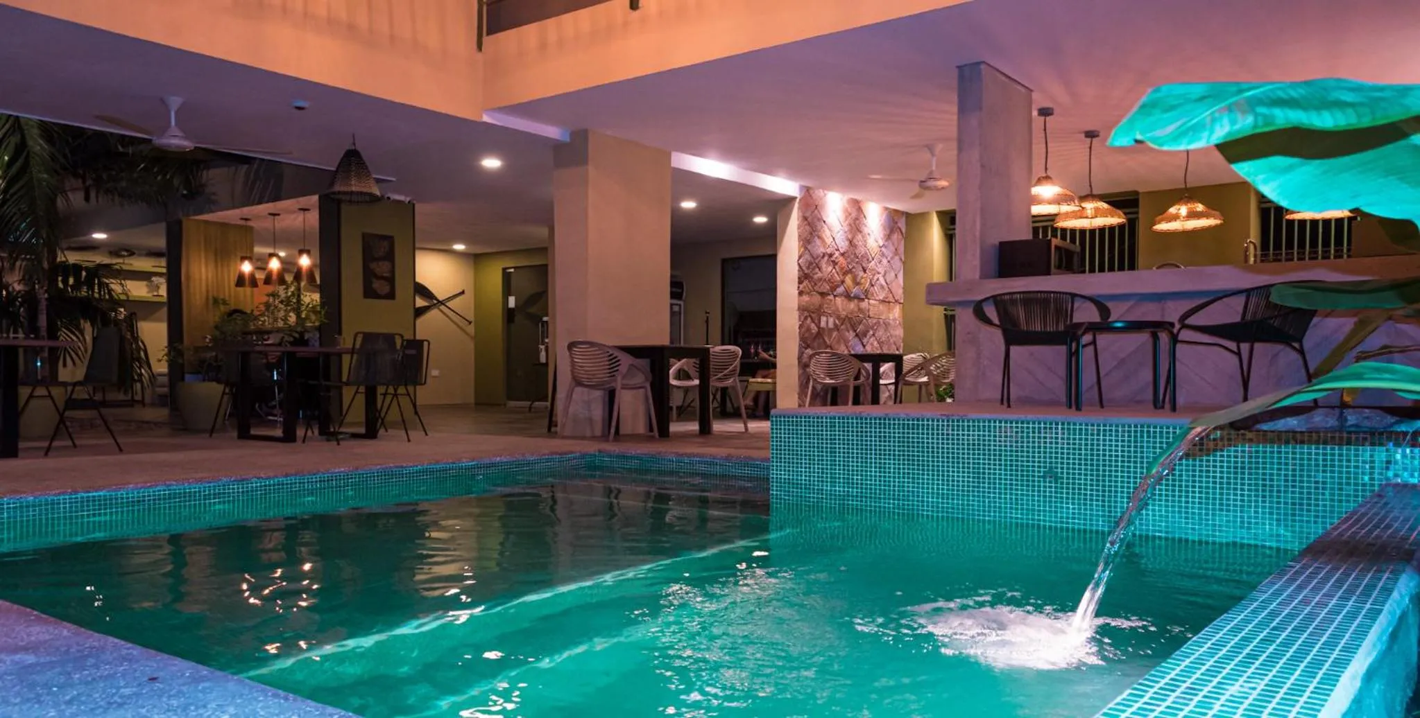 Swimming pool in Oasis Fresh Hotel