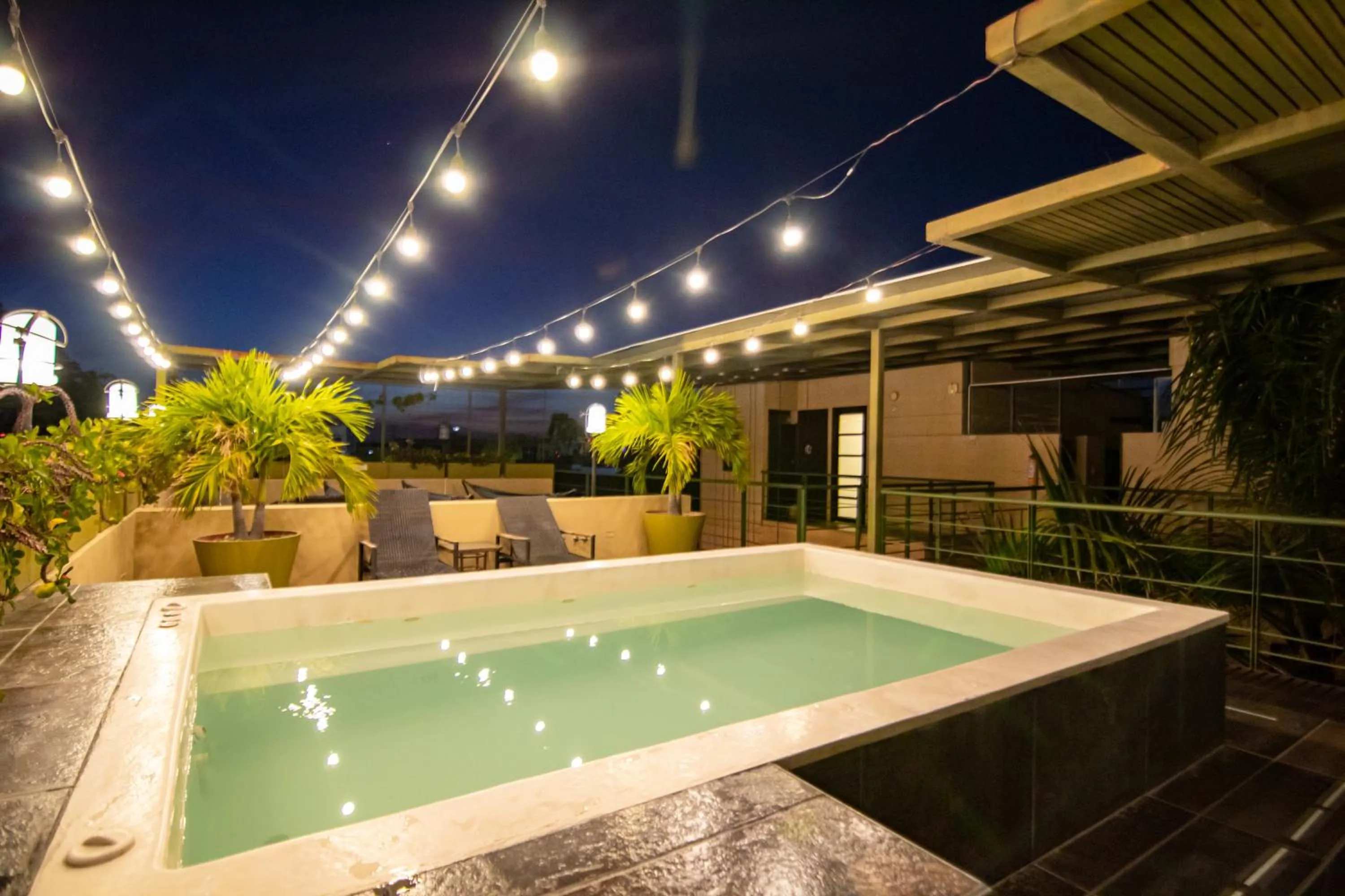 Night in Oasis Fresh Hotel