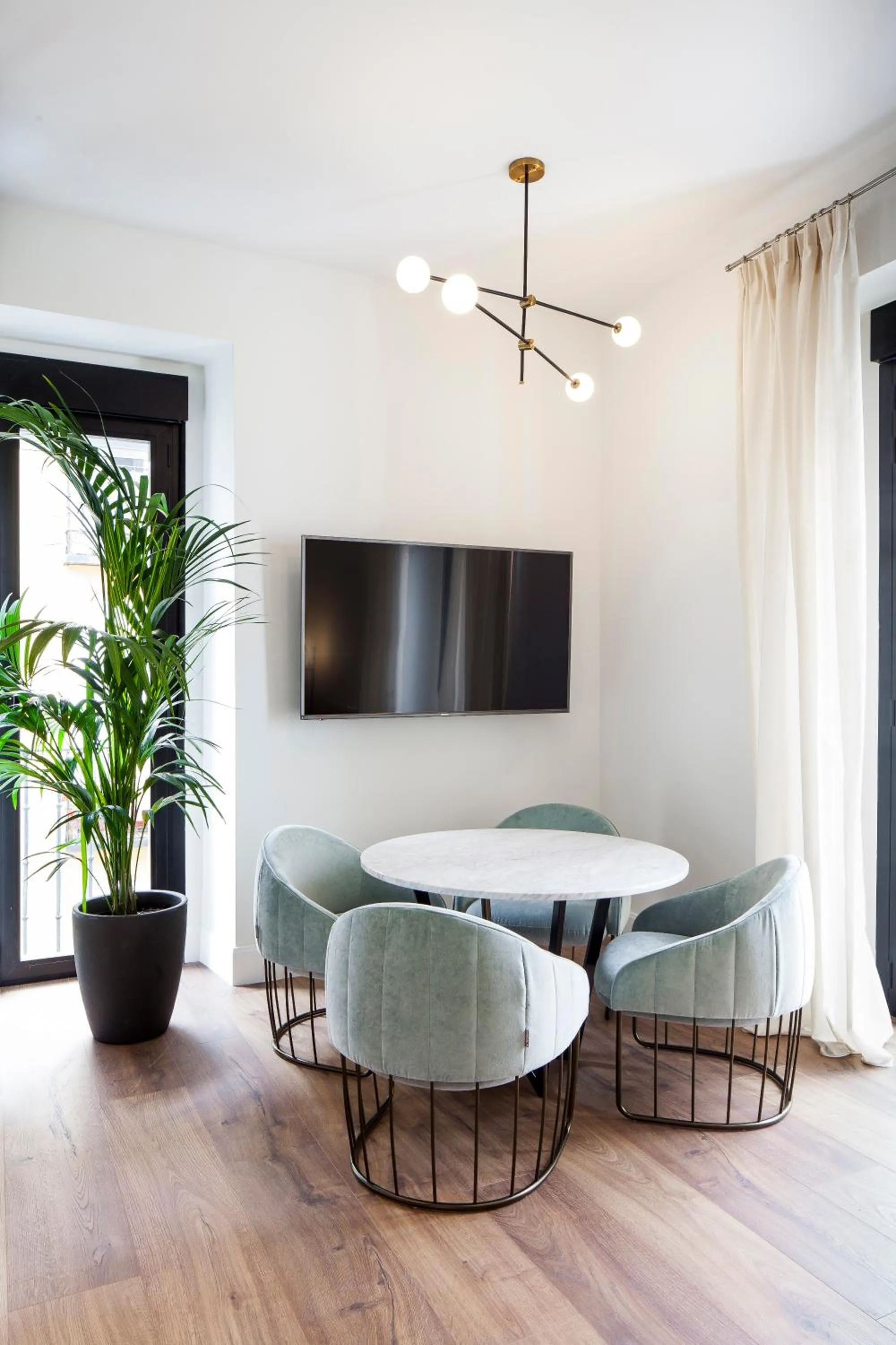 Dining area in Mante House - Malasaña Design