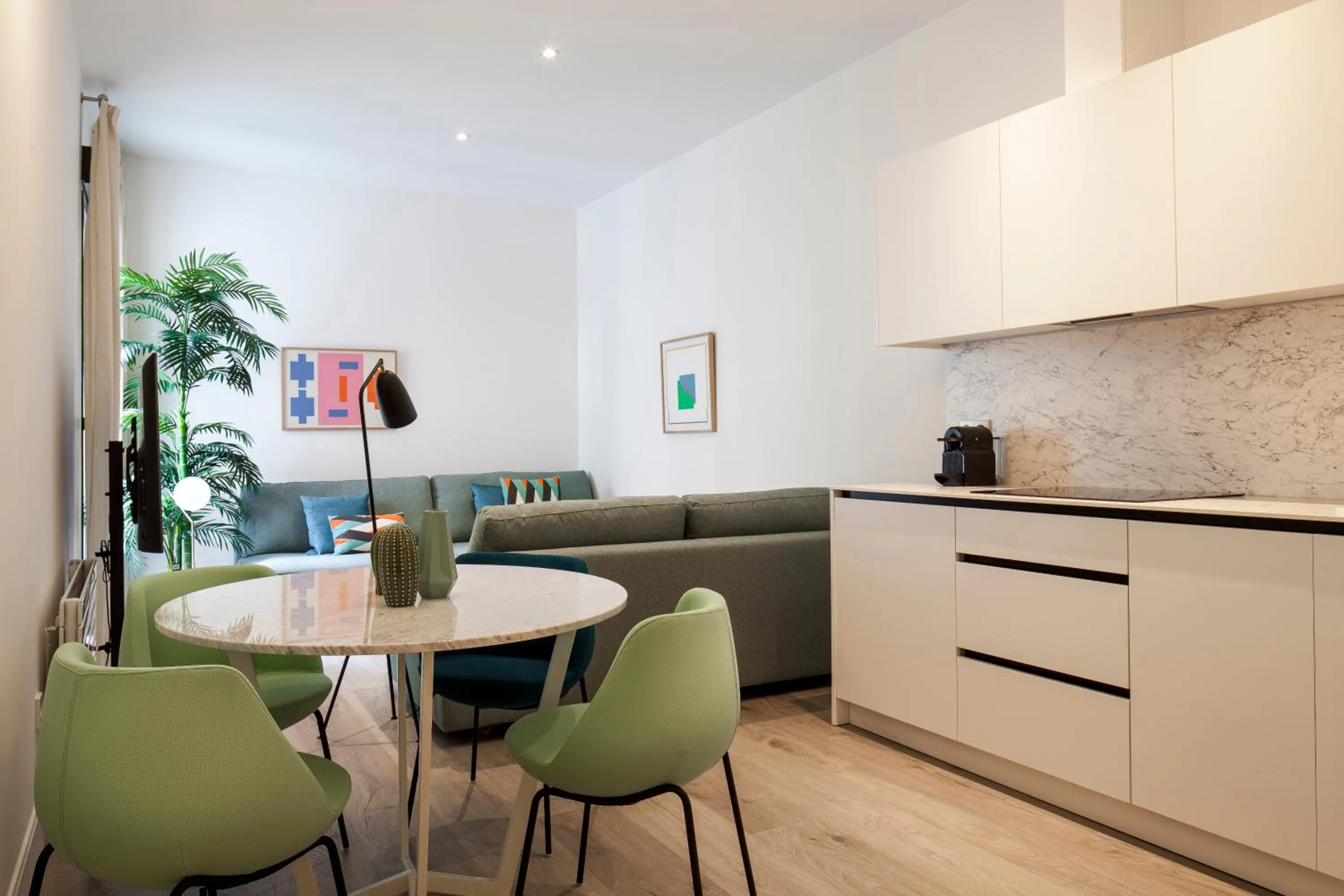 Kitchen or kitchenette in Mante House - Malasaña Design