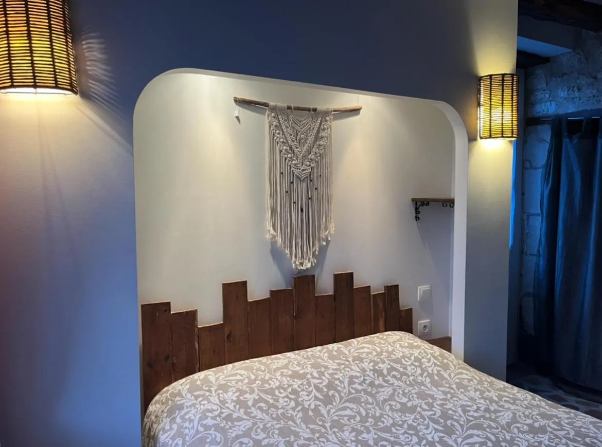 Bed in Chambres d'Hôtes La Vallée des Vignes