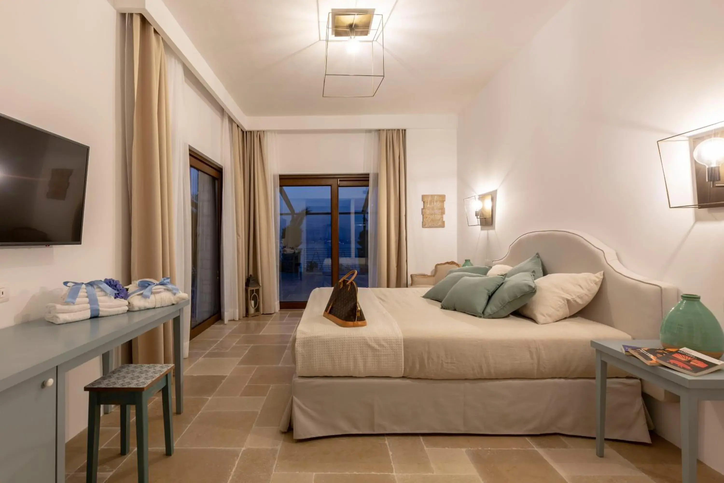 Junior Suite with Sea View in Romantic Relais Sorrento Junior Suite with Sea View in Romantic Relais Sorrento