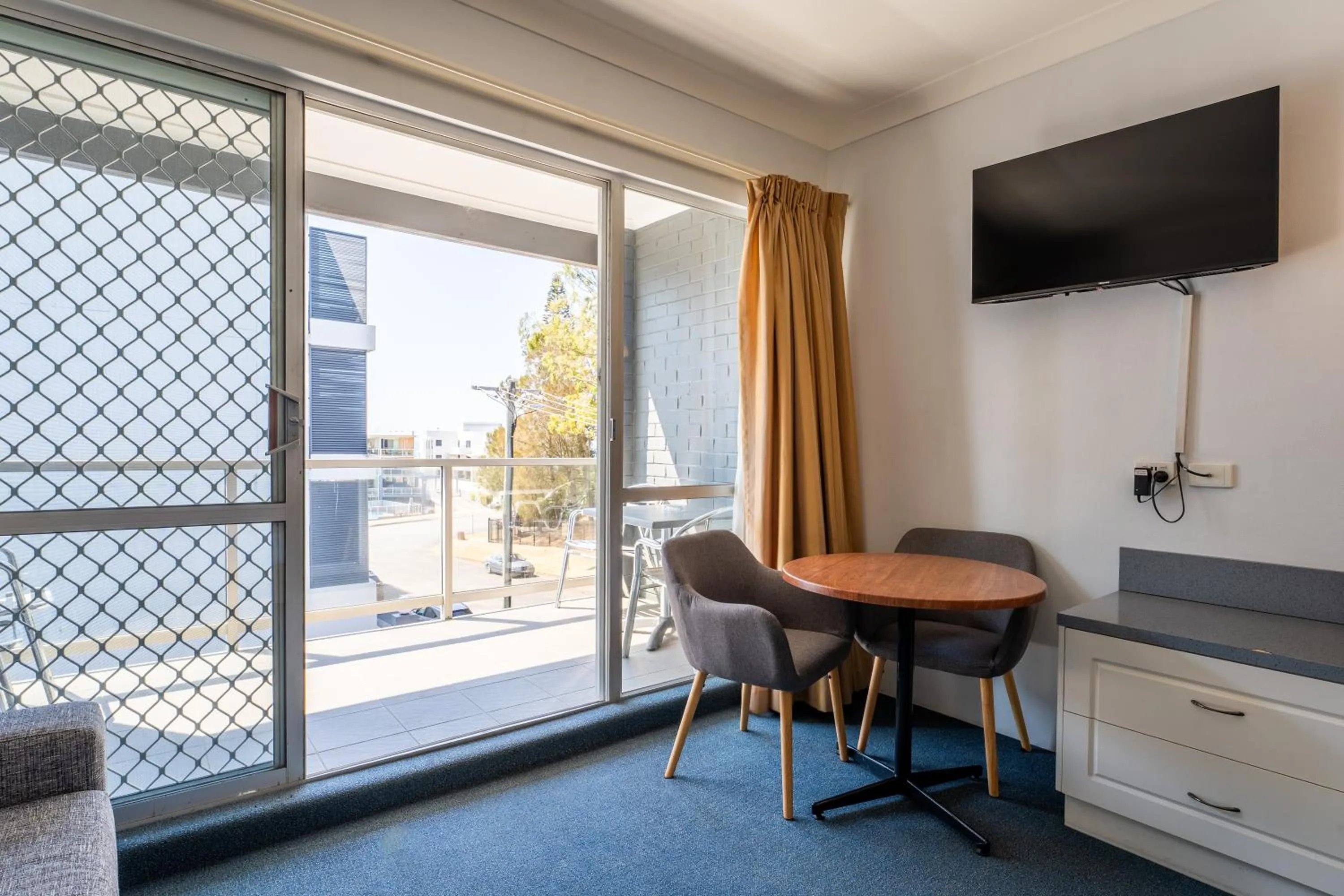 Balcony/Terrace in Port Aloha Motel