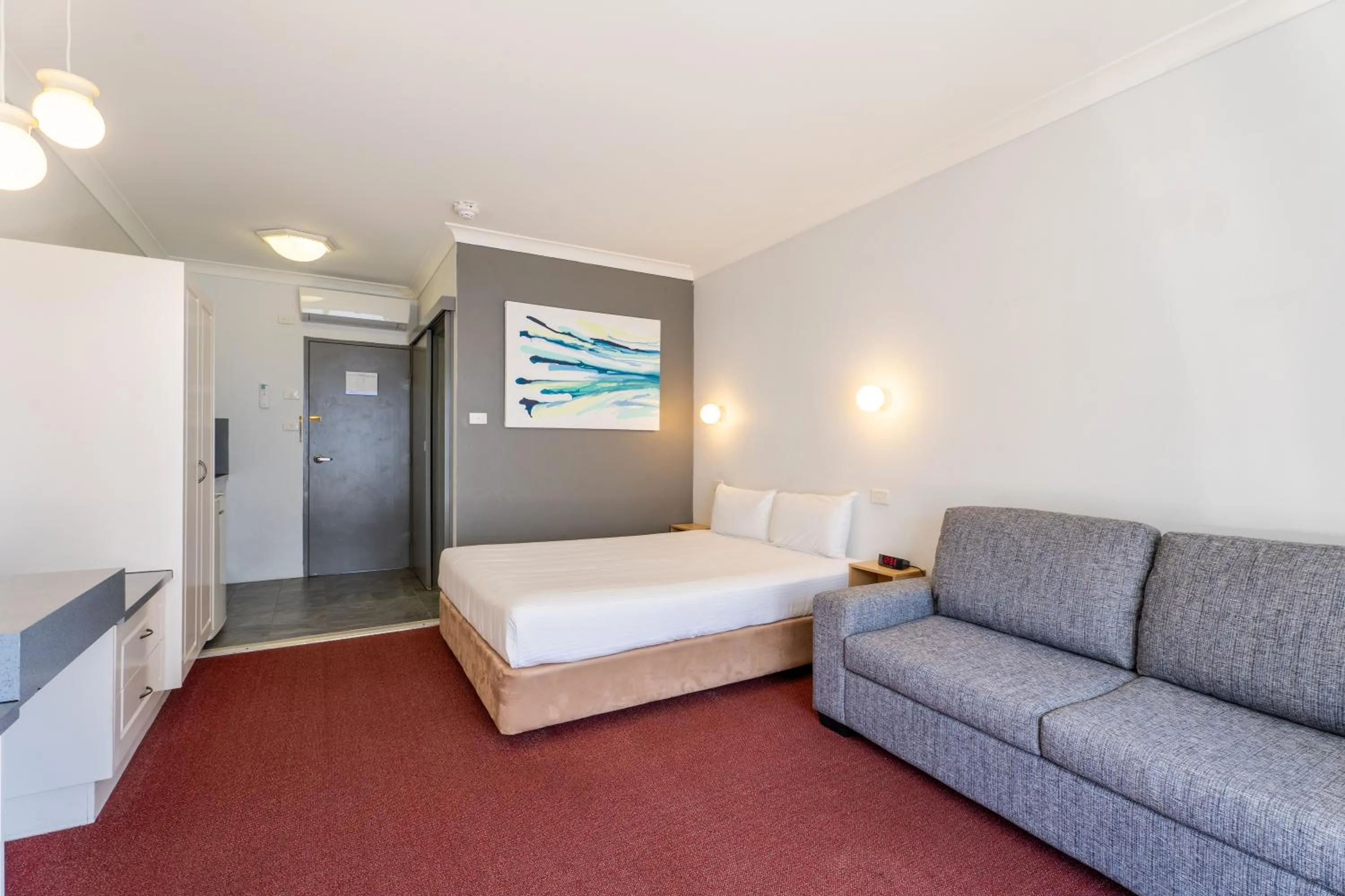 Bedroom, Bed in Port Aloha Motel