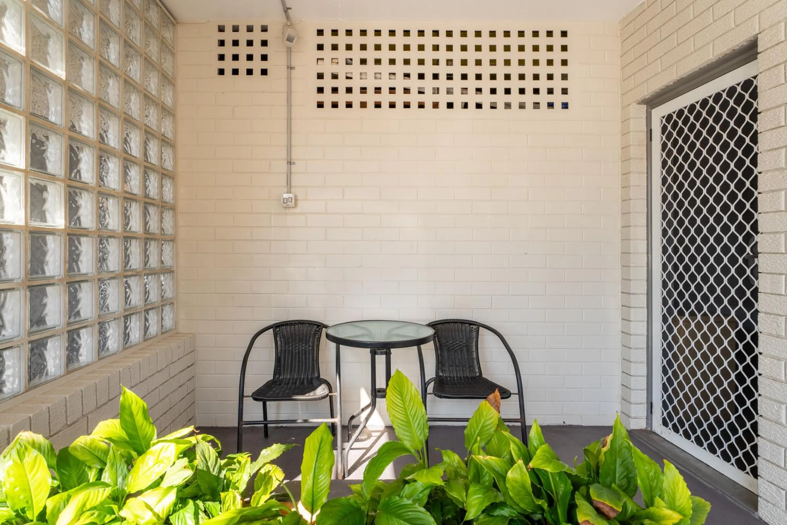 Balcony/Terrace in Port Aloha Motel
