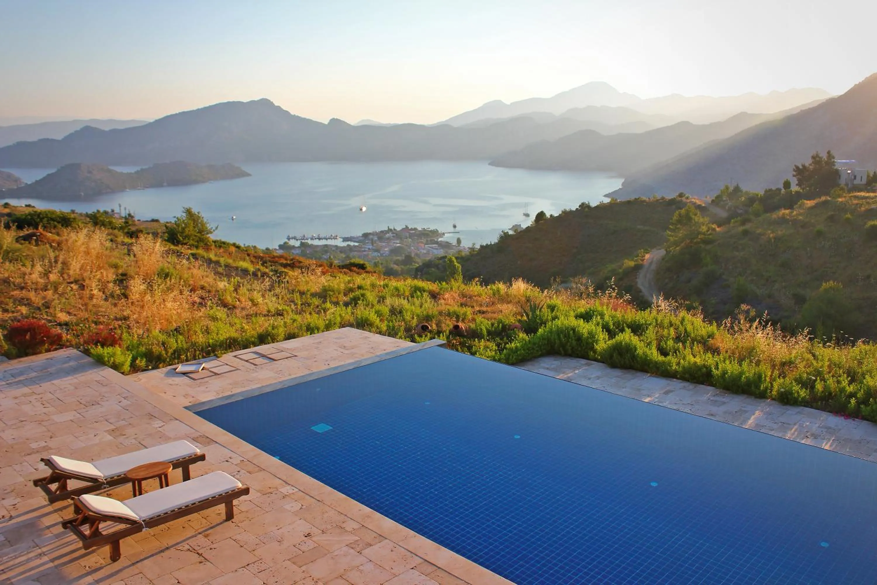 Swimming pool in Kekik Otel Selimiye