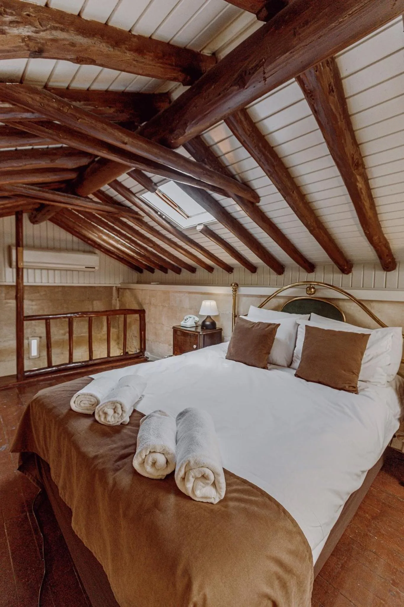 Bedroom, Bed in Anadolu Evleri