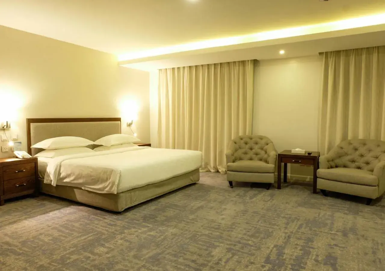 Deluxe Room in Karan Sharq for Hotel Apartments Company Deluxe Room in Karan Sharq for Hotel Apartments Company