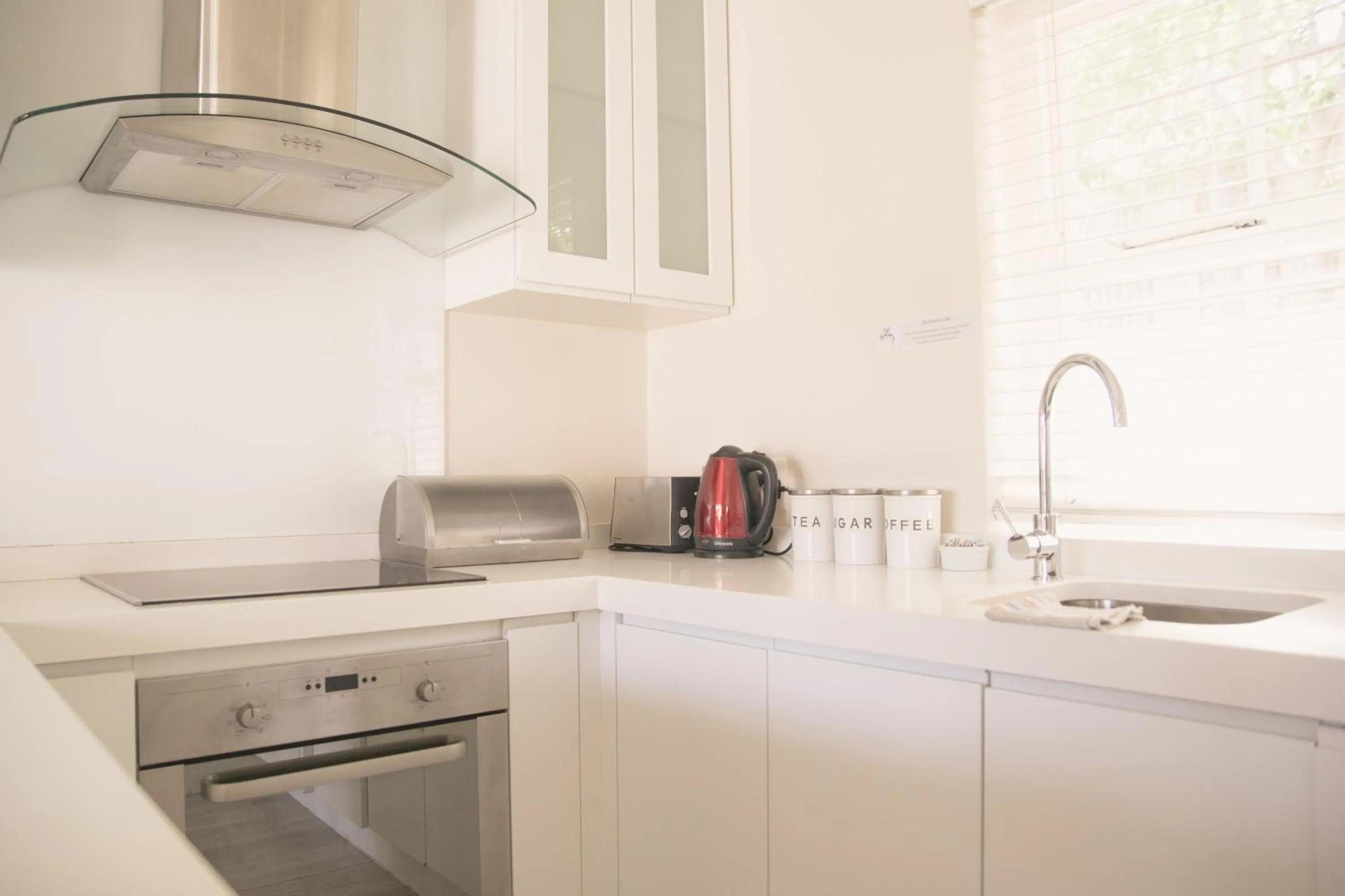 Kitchen or kitchenette in Homestead Villas