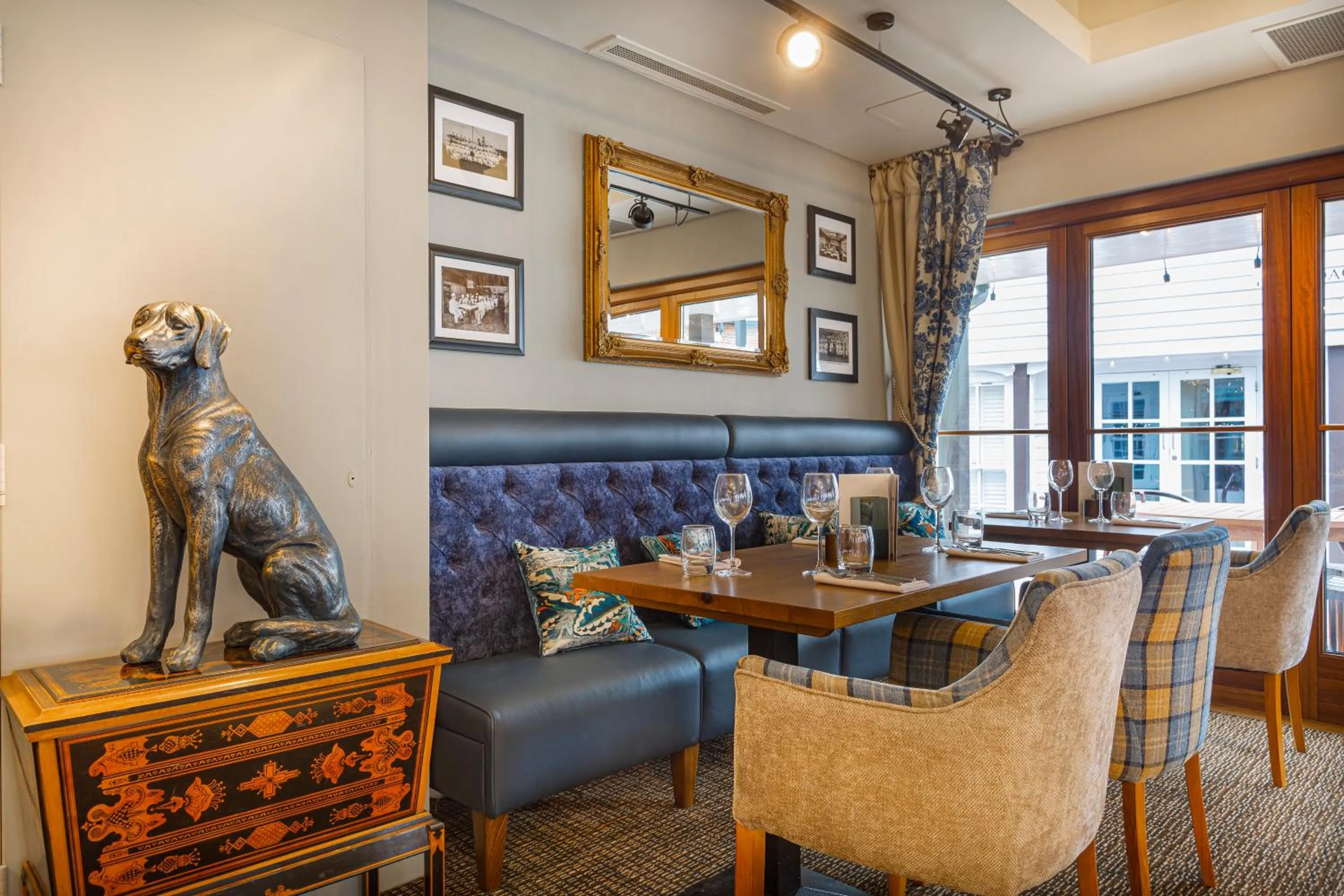 Restaurant/places to eat in The White Horse Hotel, Romsey, Hampshire - The Coaching Inn Group