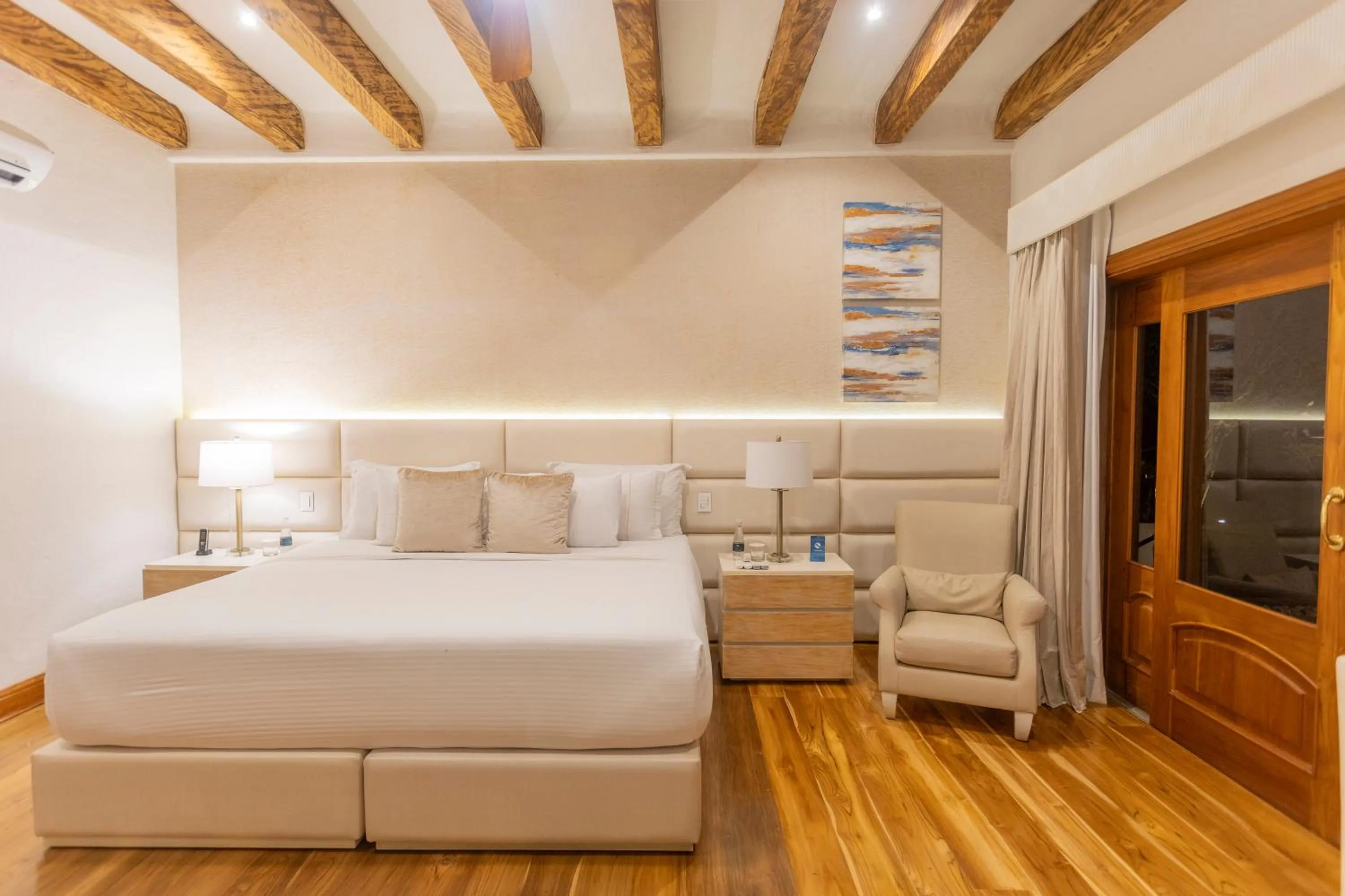 Bed in Visus Hotel Boutique & Spa