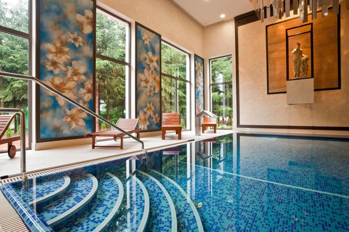 Swimming pool in Hotel Afrodyta Business & Spa