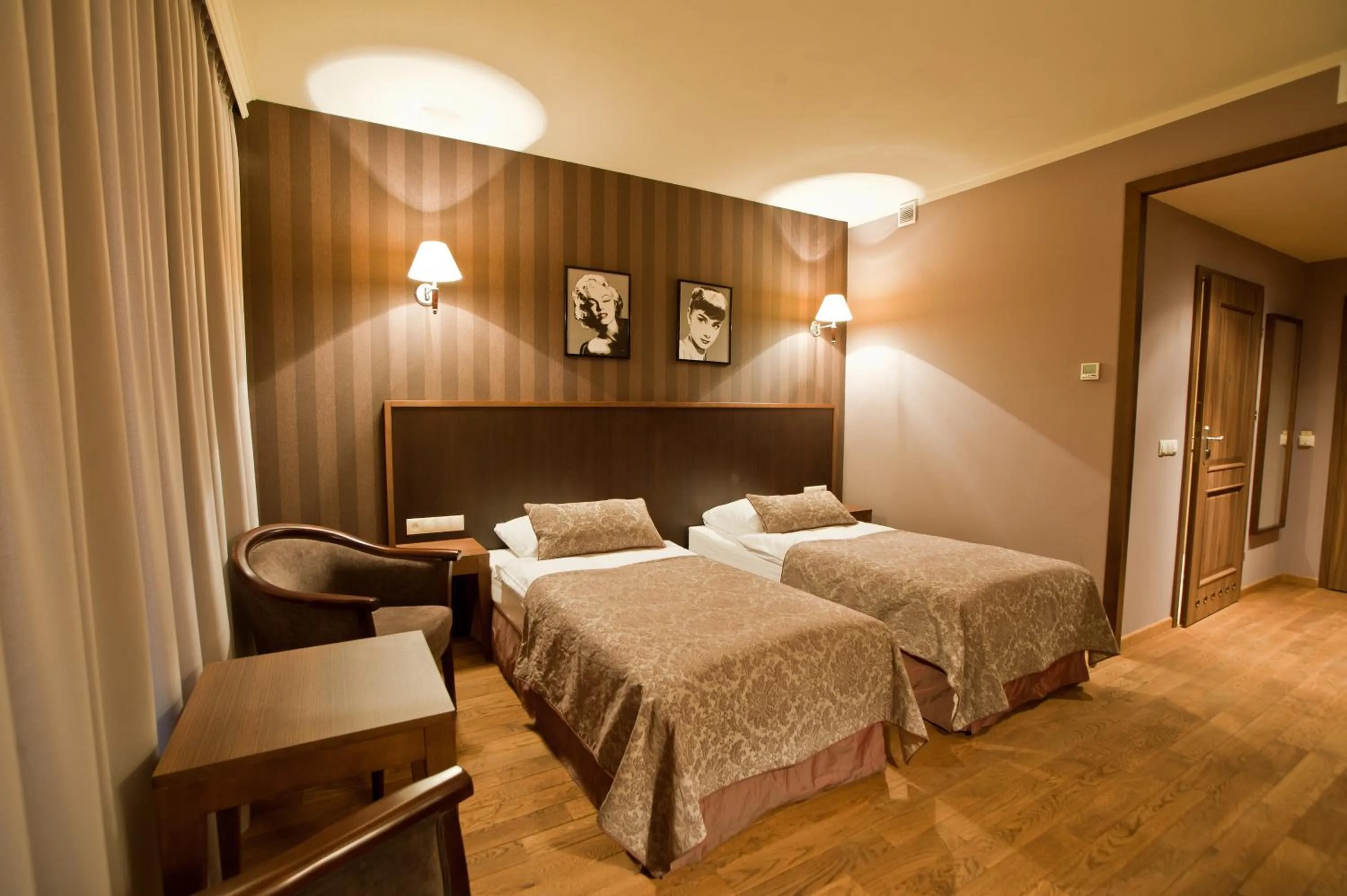 Bedroom, Bed in Hotel Afrodyta Business & Spa