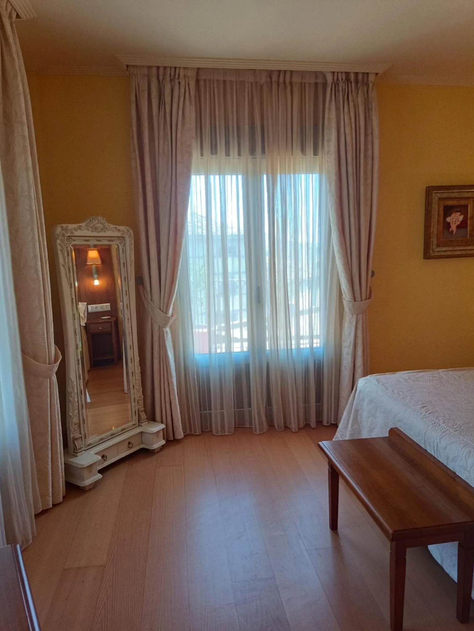 Bedroom, Bed in Hotel Villa de Larraga