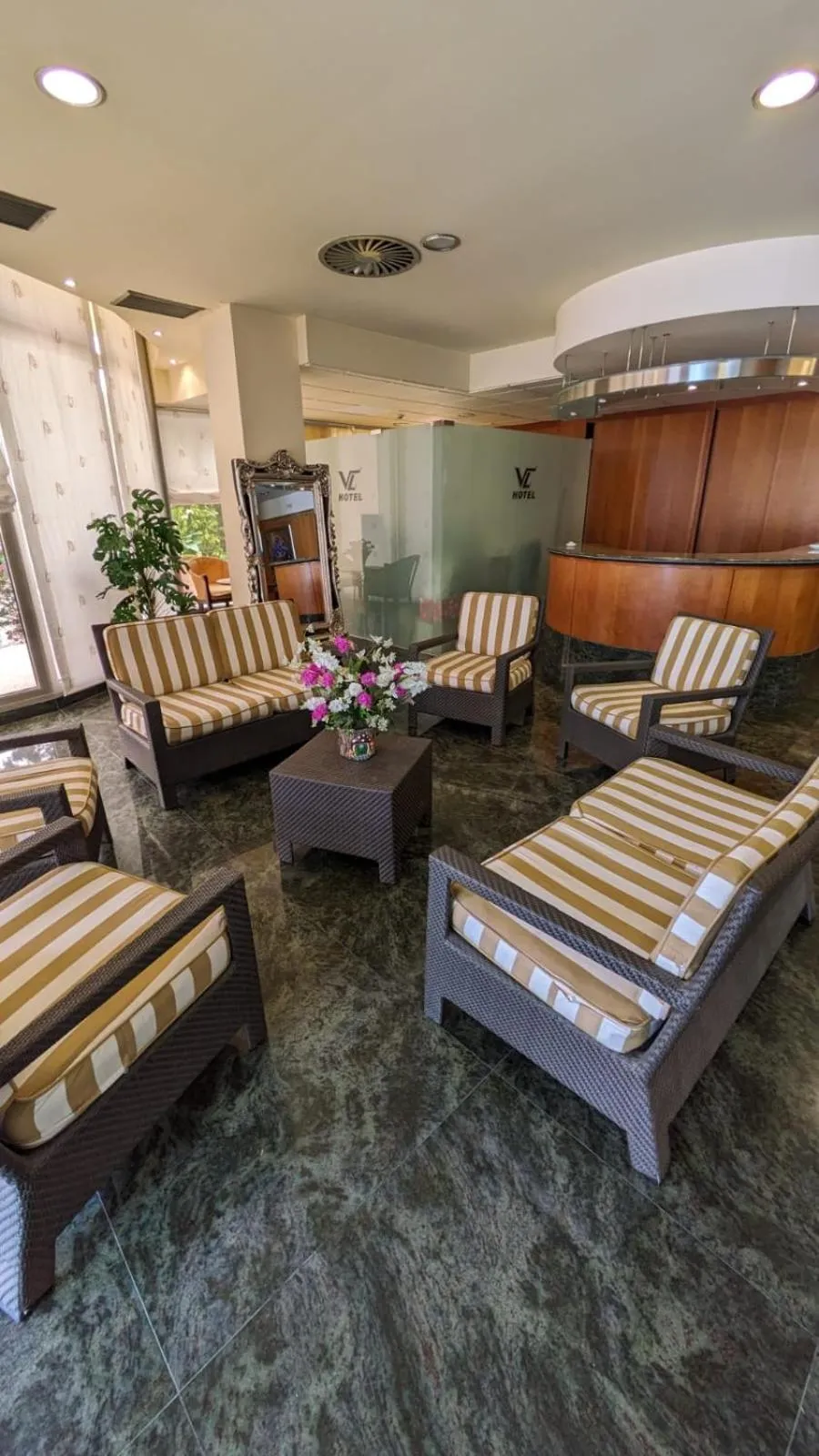 Lobby or reception in Hotel Villa de Larraga