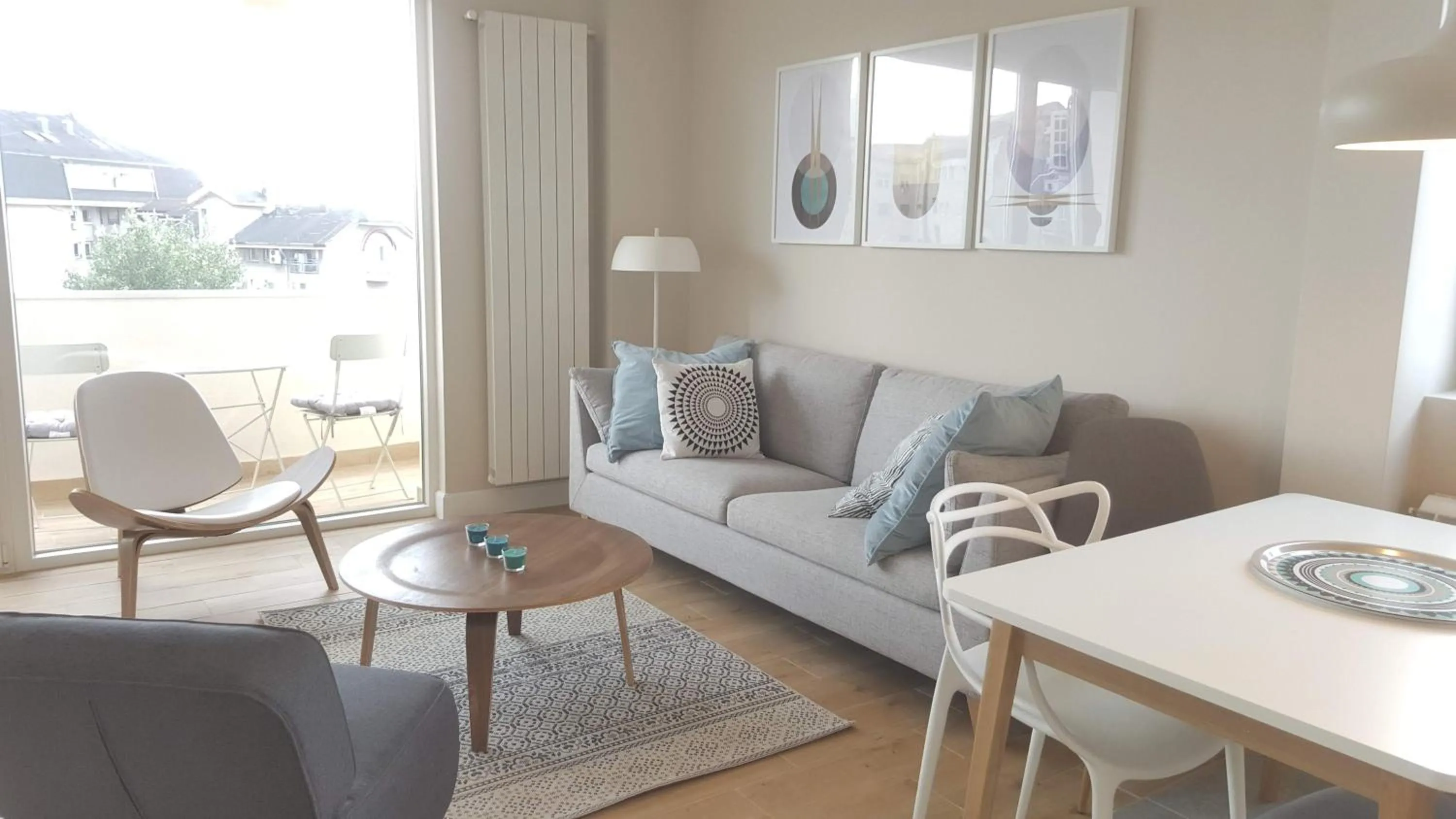 Living room in Urban ZEN with View - City Break Apartments