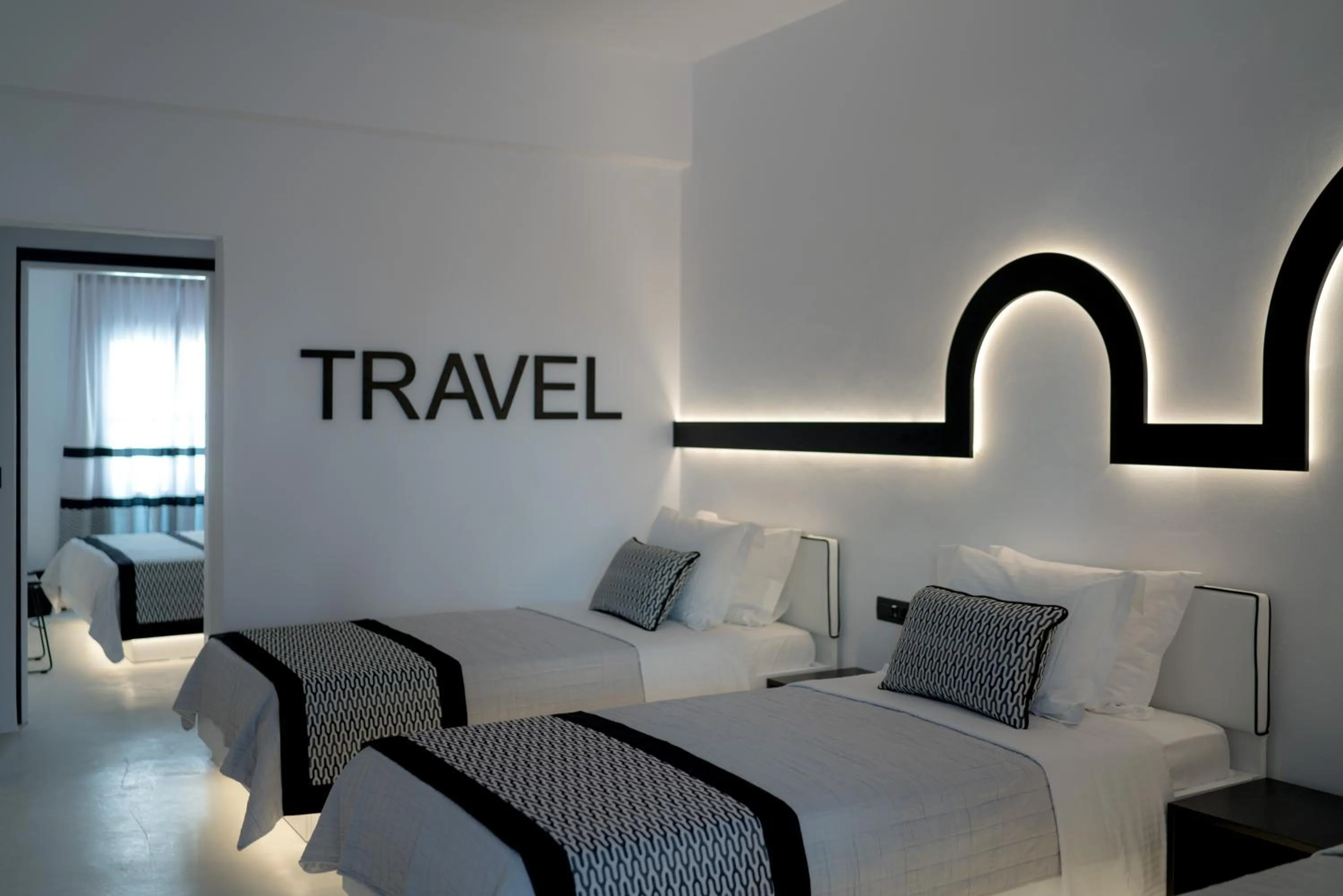 Bedroom, Bed in Divelia Hotel