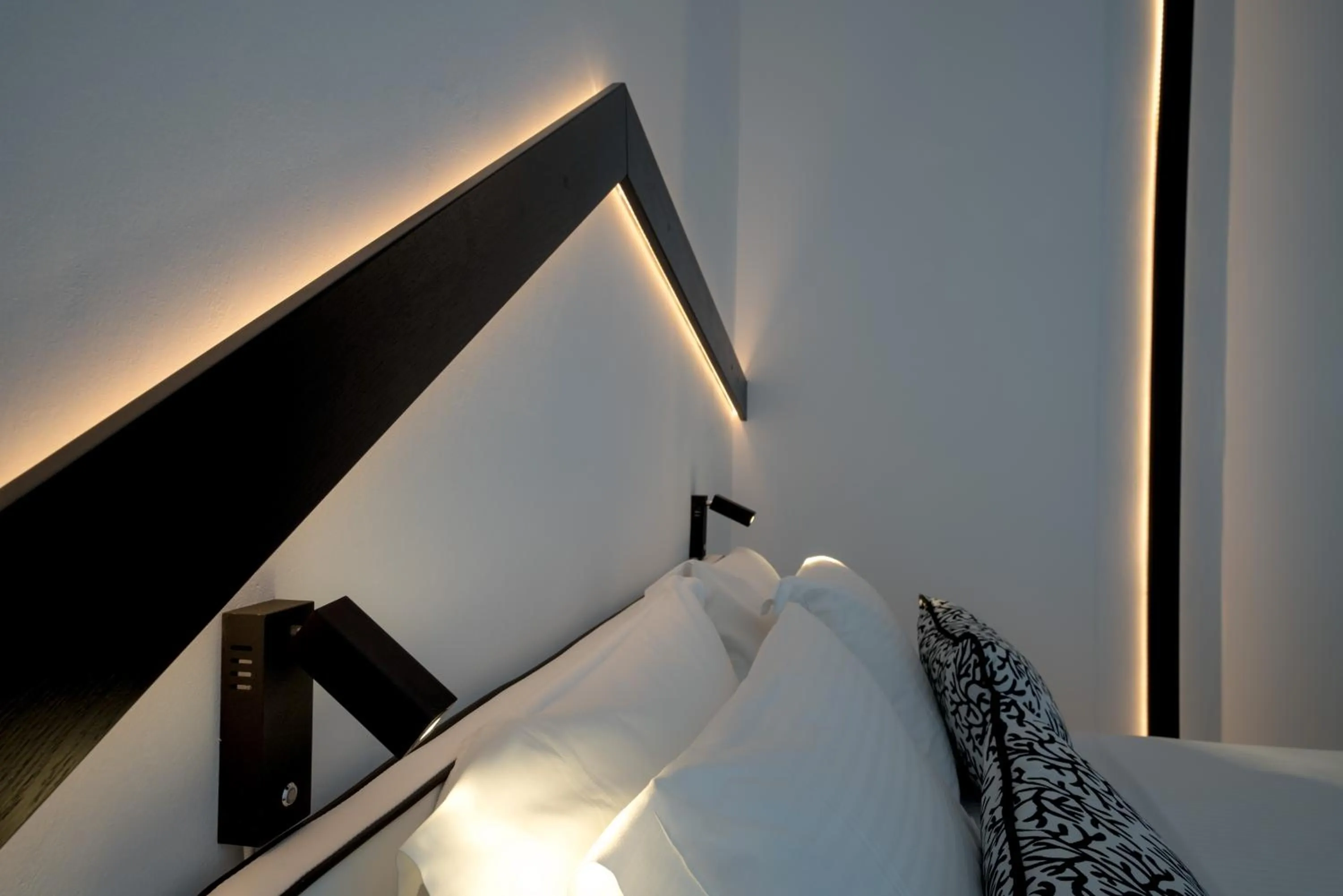 Decorative detail, Bed in Divelia Hotel