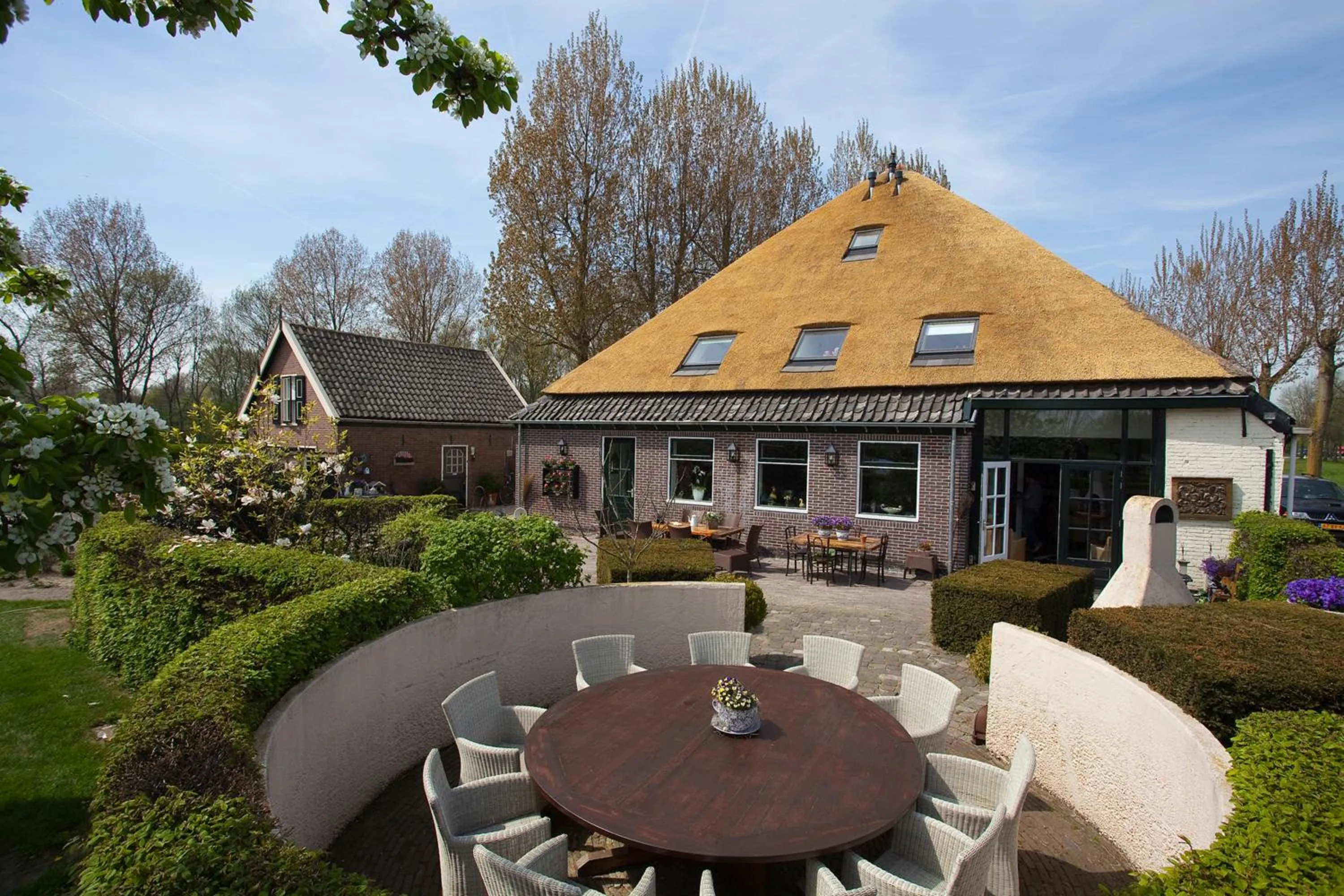 Facade/entrance in Shepherds House B&B