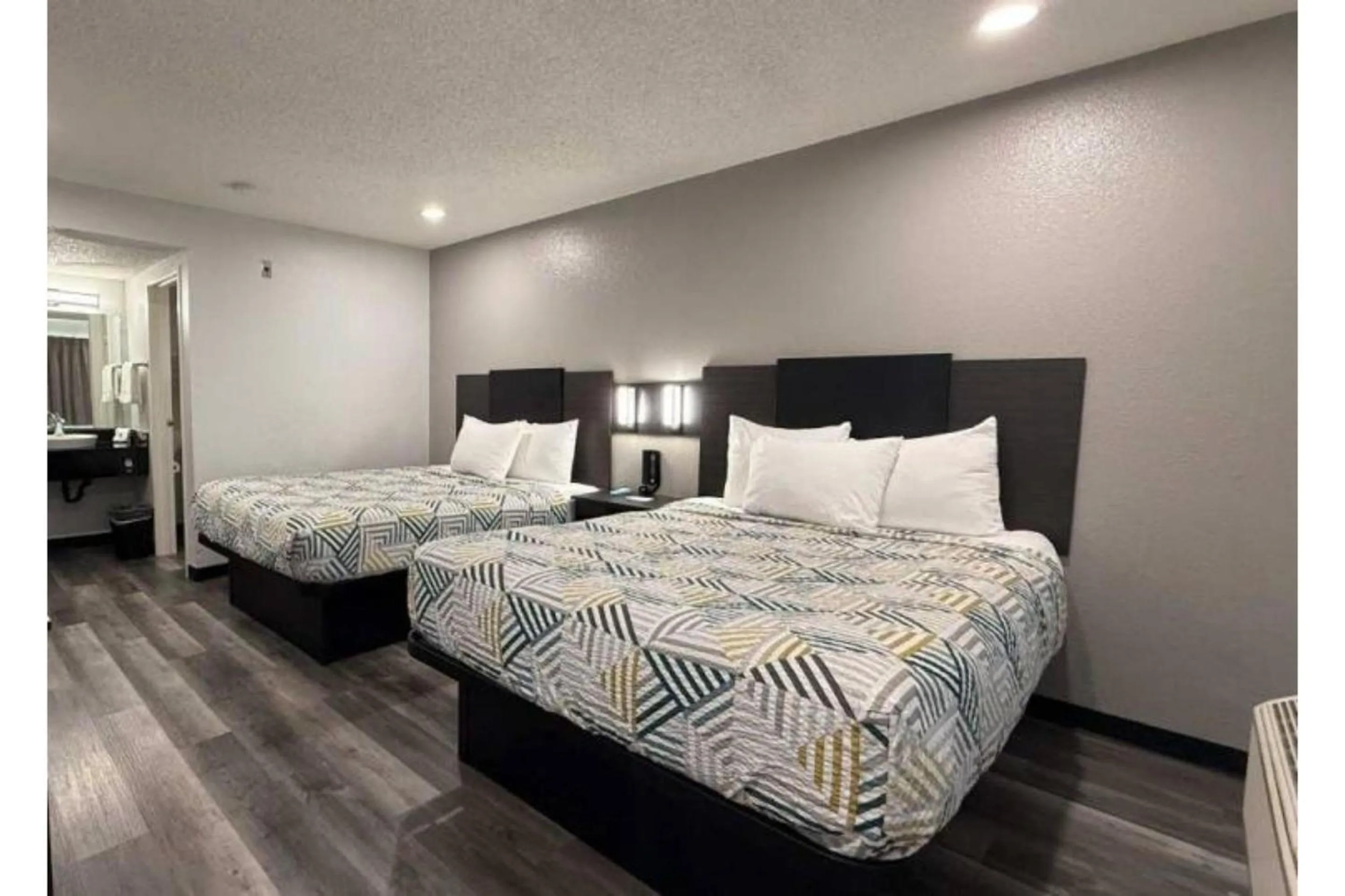 Bed in Motel 6-Palm Desert, CA - Palm Springs Area