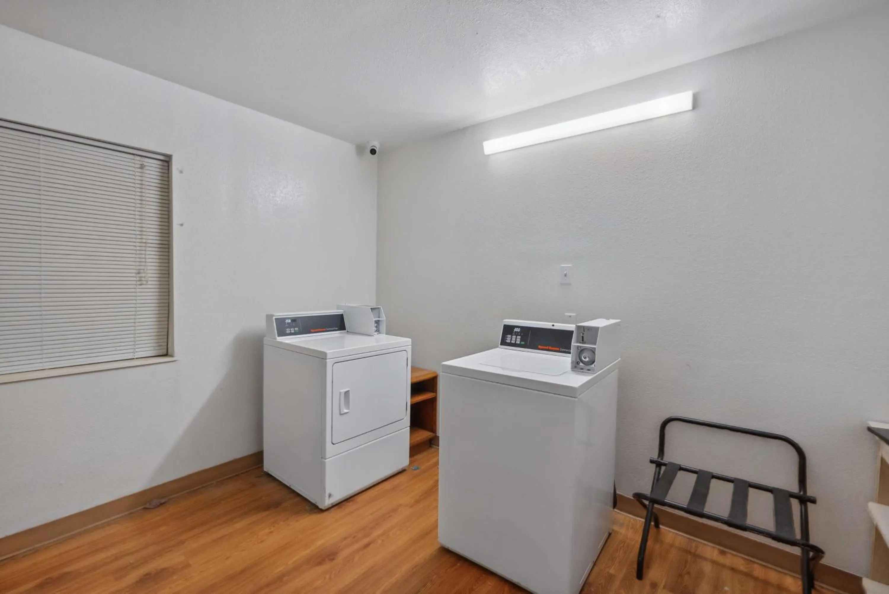 Property building in Motel 6-Normal, IL - Bloomington Area