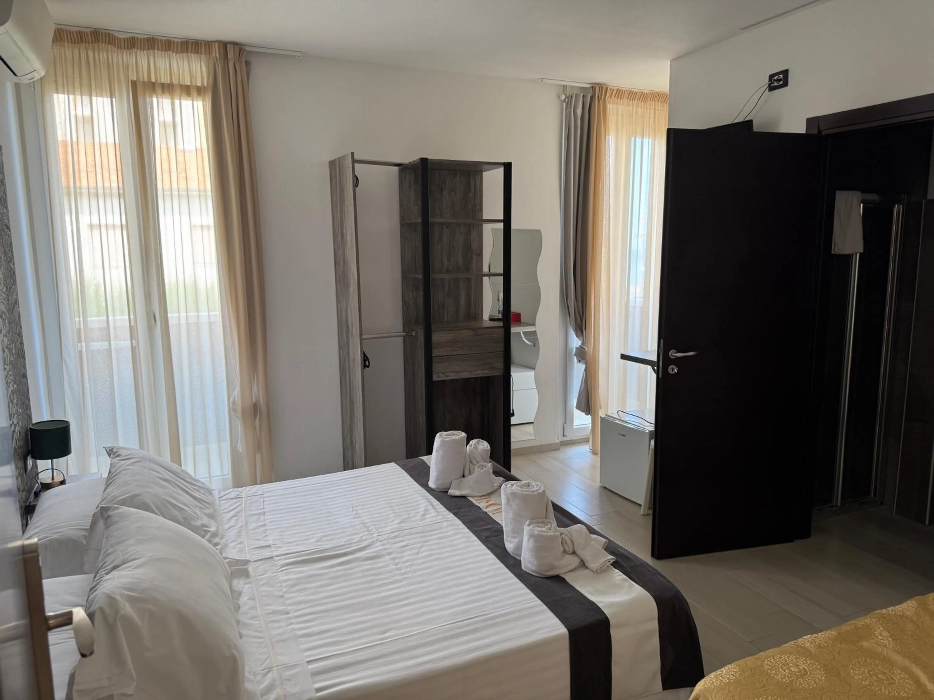 Photo of the whole room, Bed in Hotel Villa Joseph