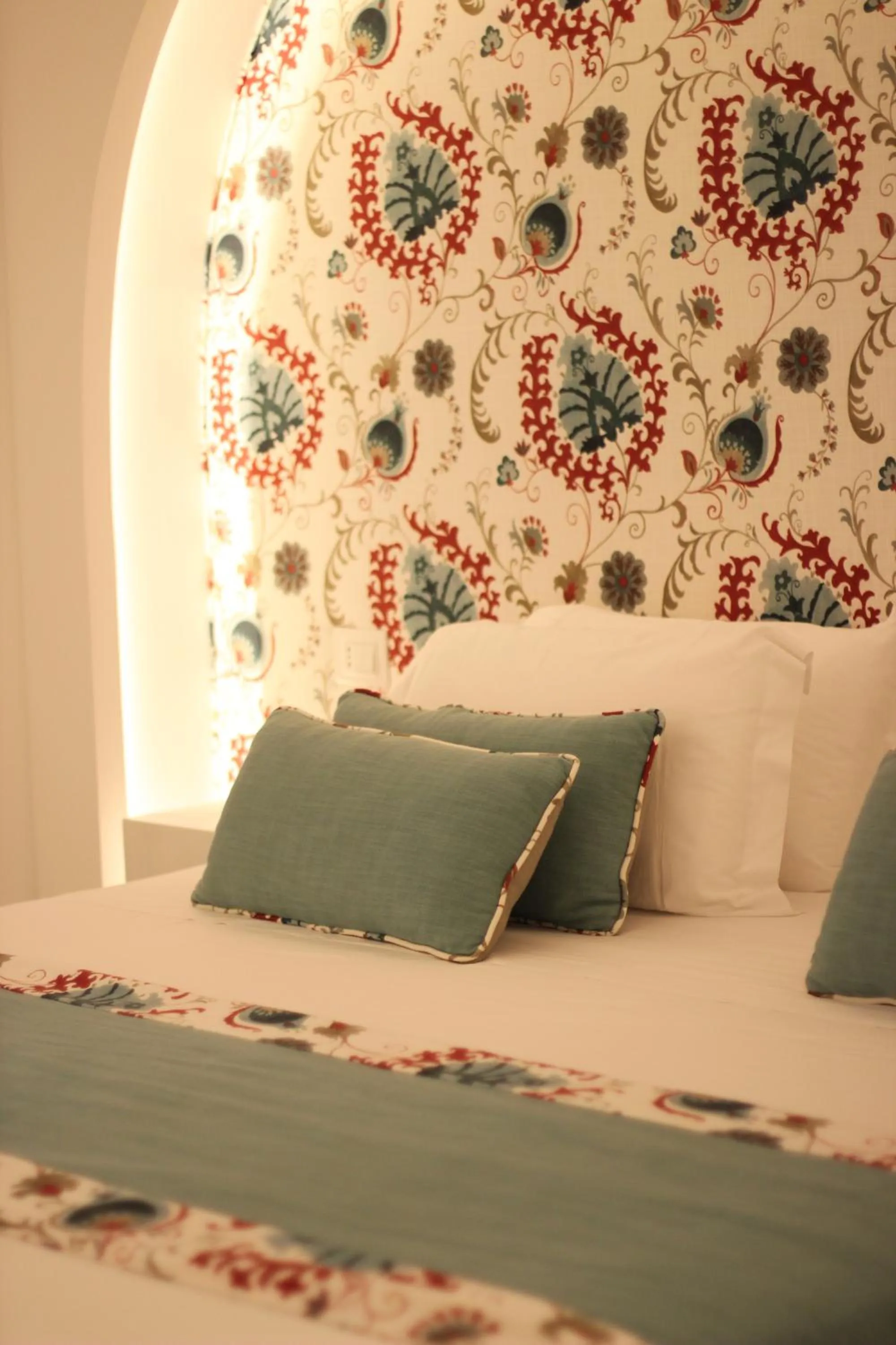 Bed in Il Borghetto Resort & Spa