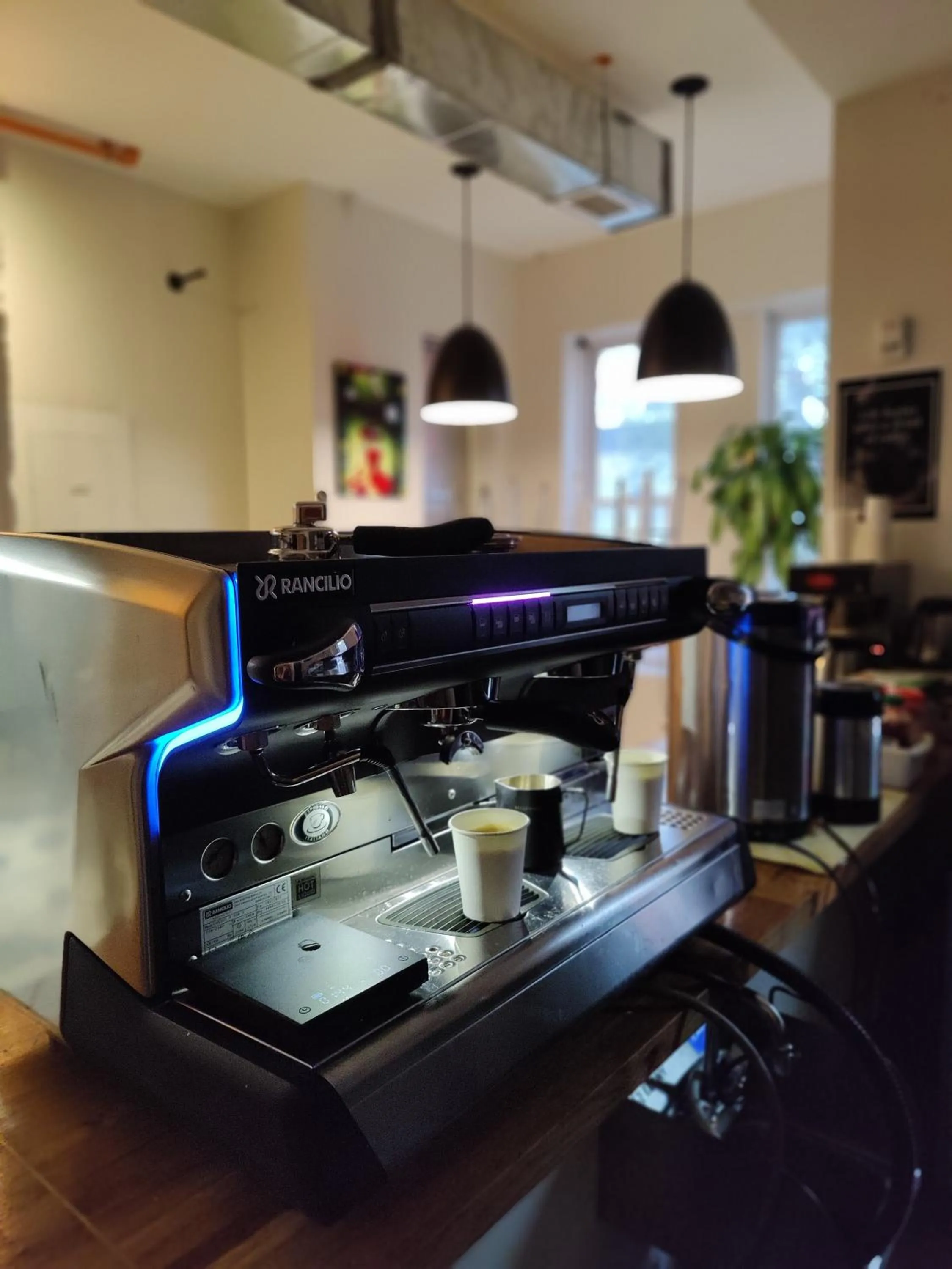 Lounge or bar in U Street Capsule Hostel