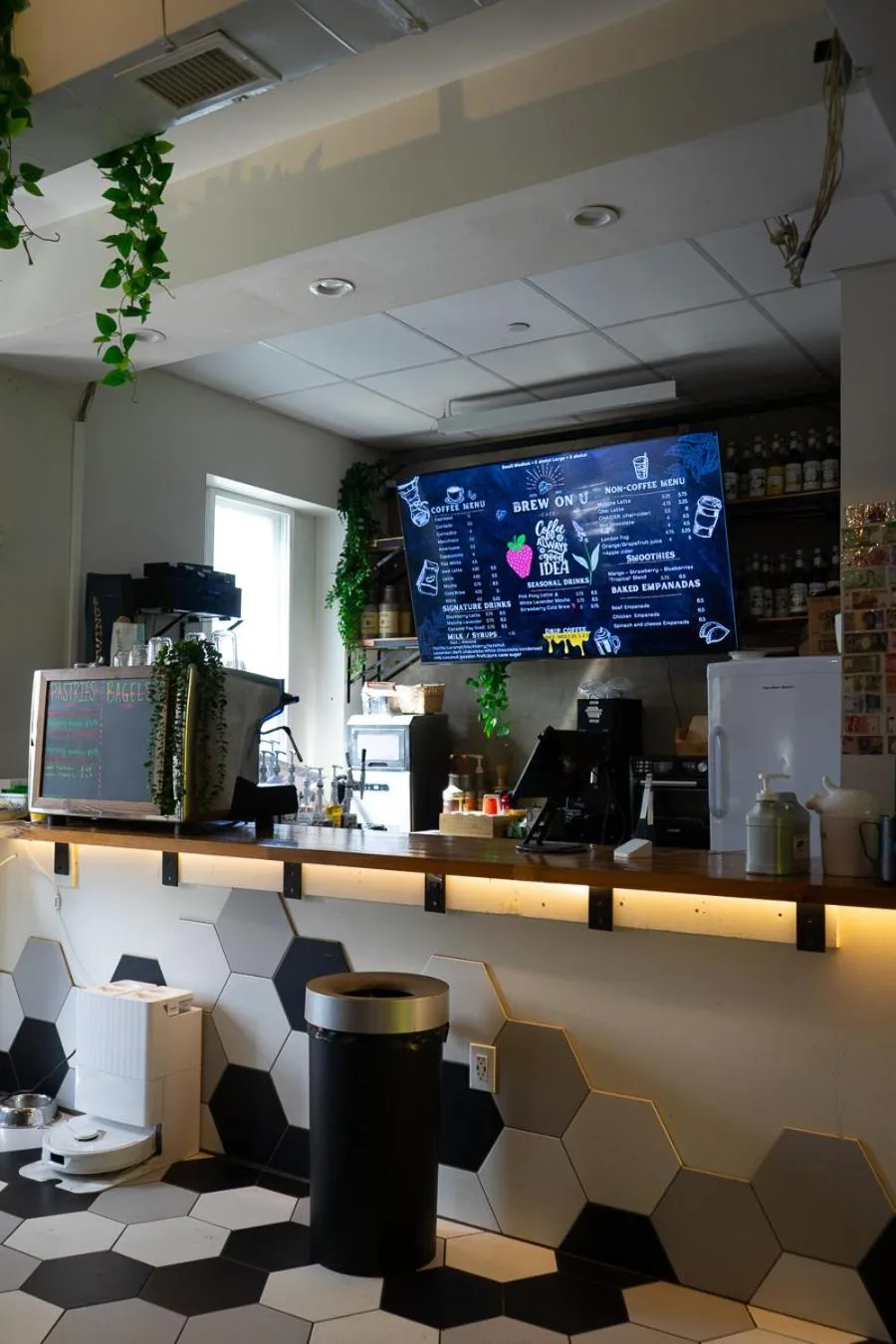 Coffee/tea facilities in U Street Capsule Hostel